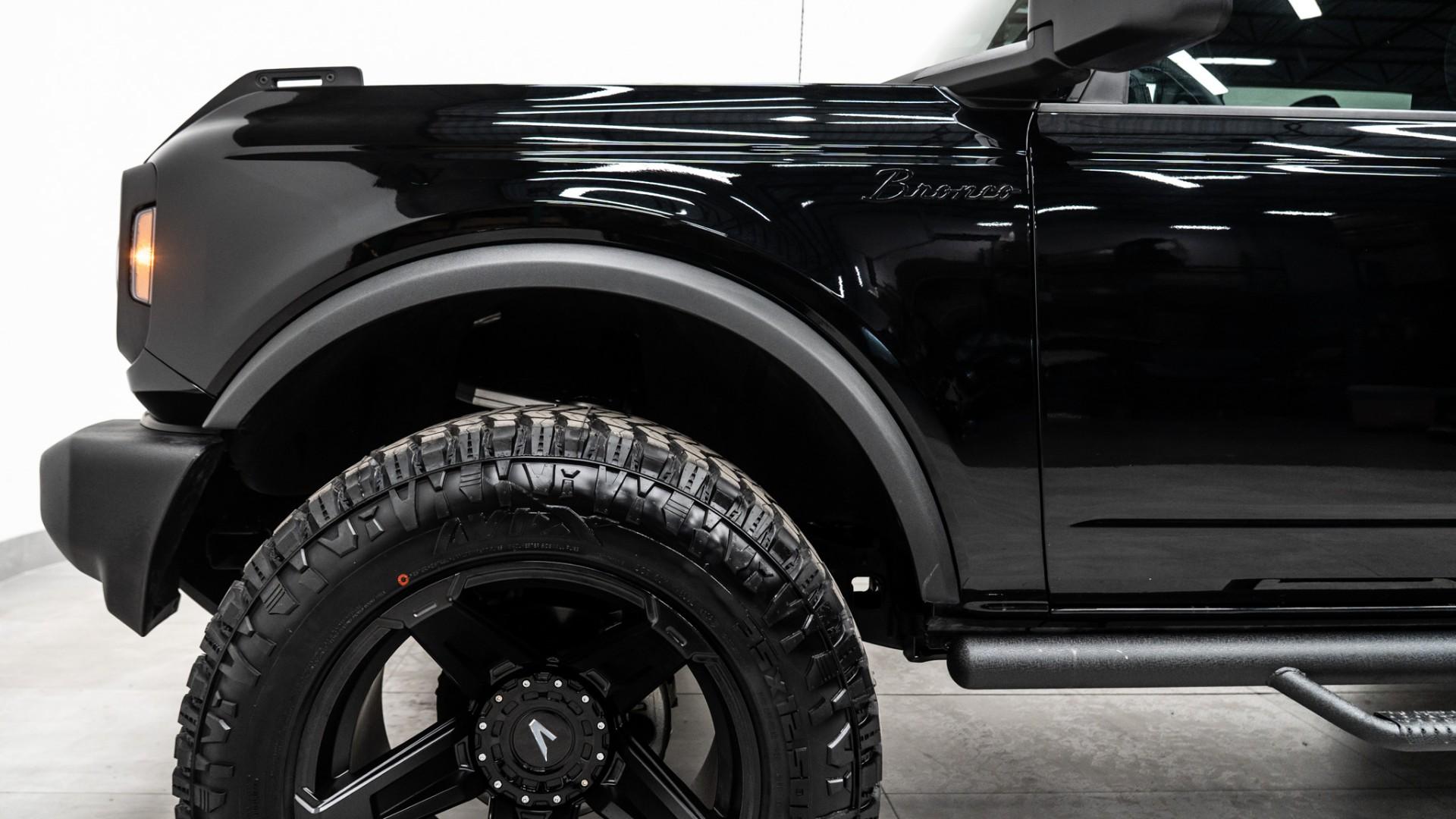 2026 FORD BRONCO in Black, photo 13 of 30