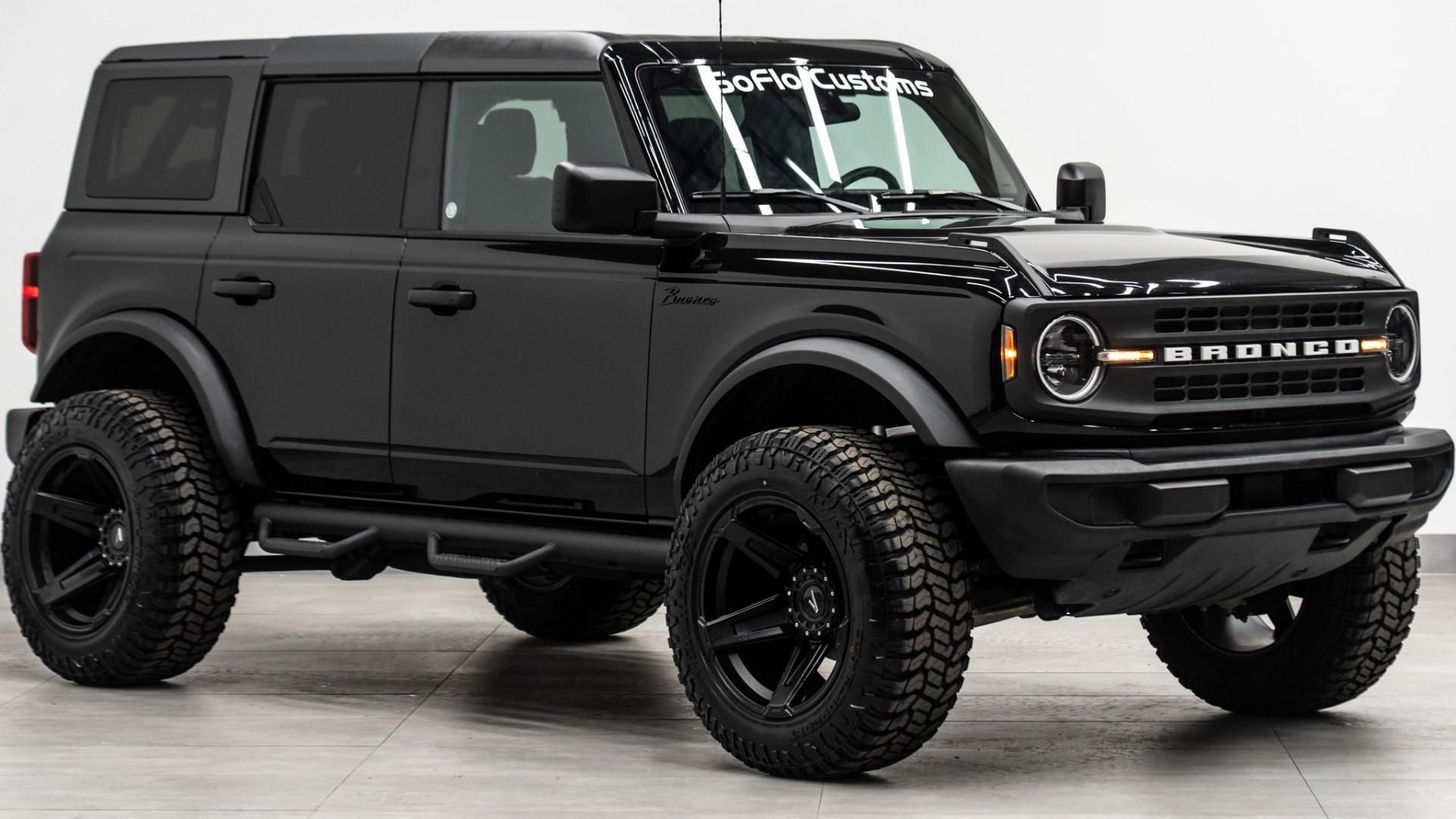 2026 FORD BRONCO in Black, photo 5 of 30