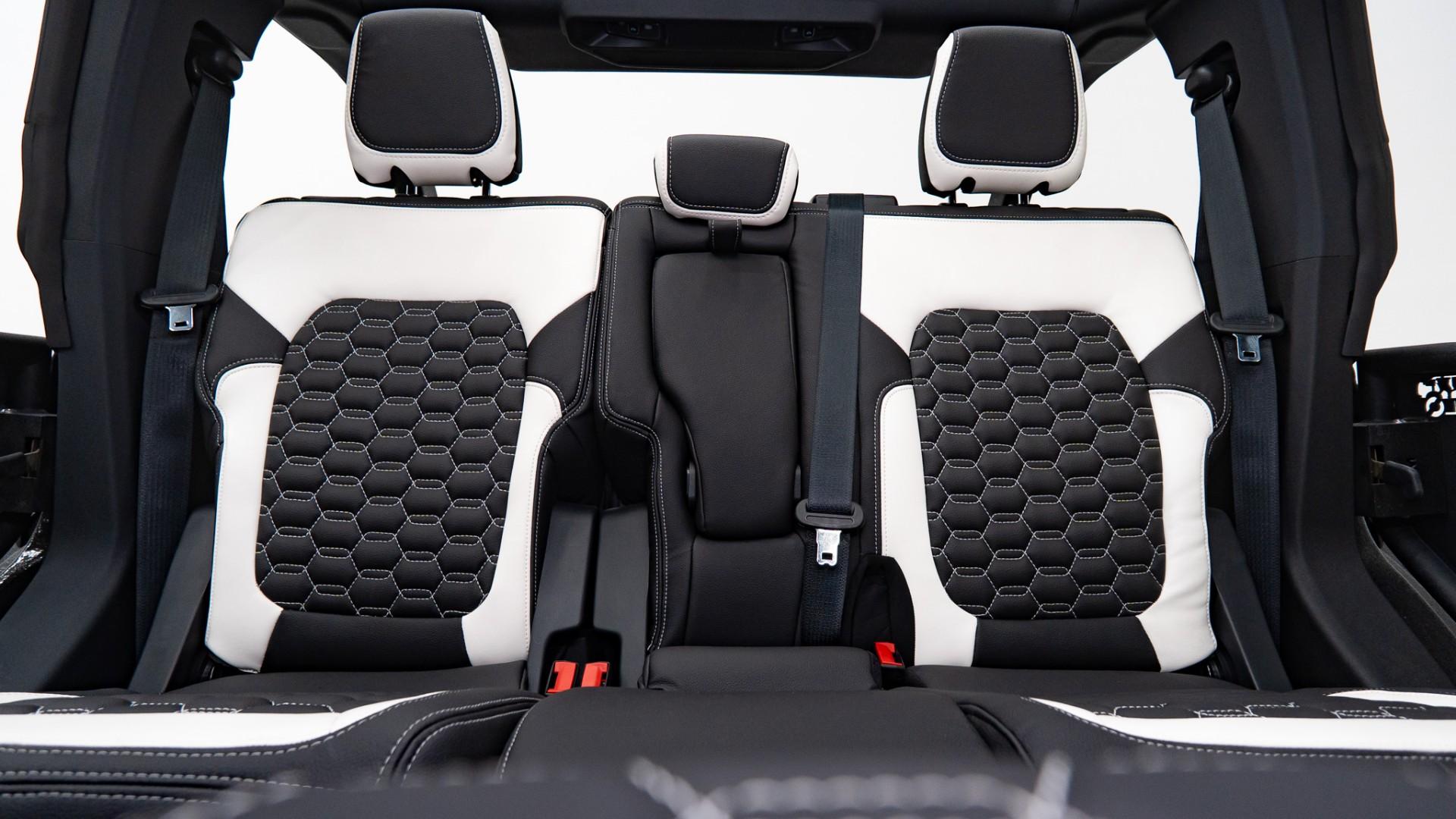 2026 FORD BRONCO in Black, photo 21 of 30
