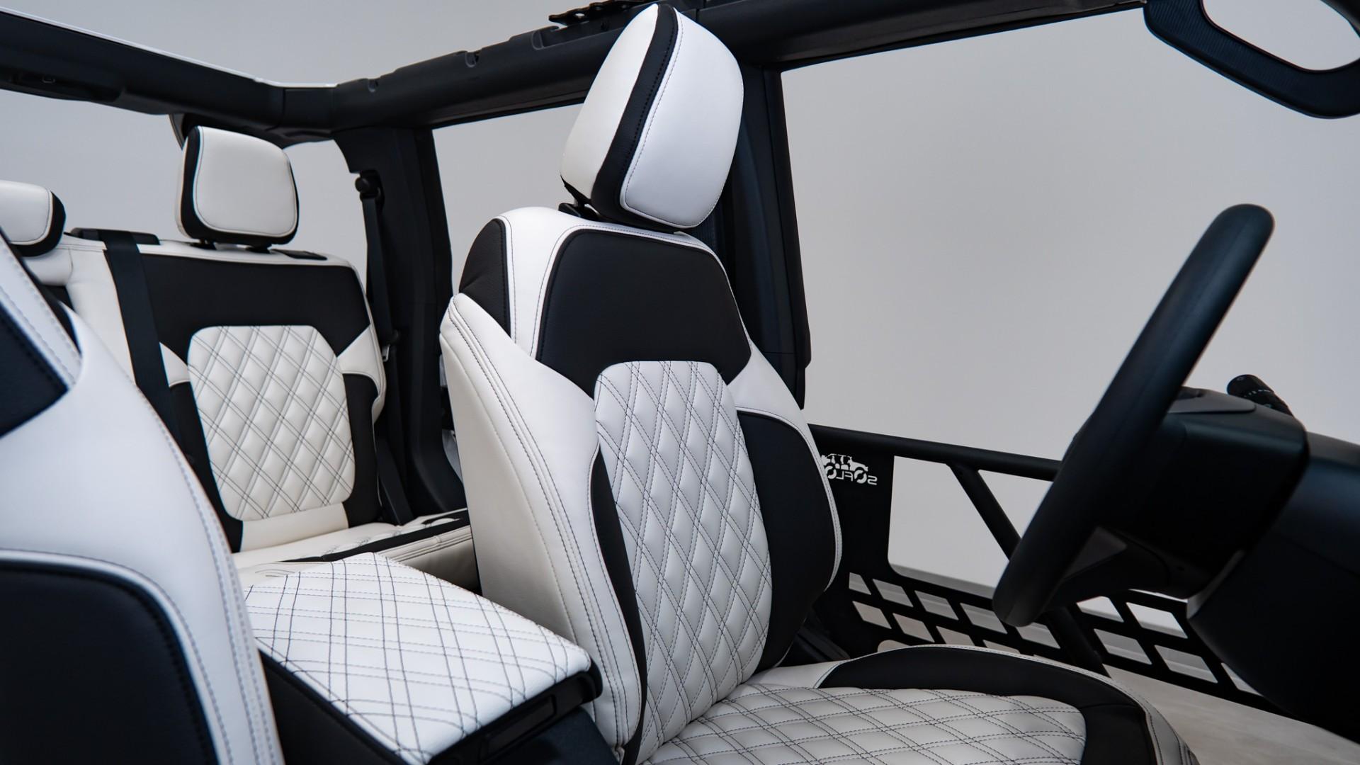 2026 FORD BRONCO in White, photo 20 of 57