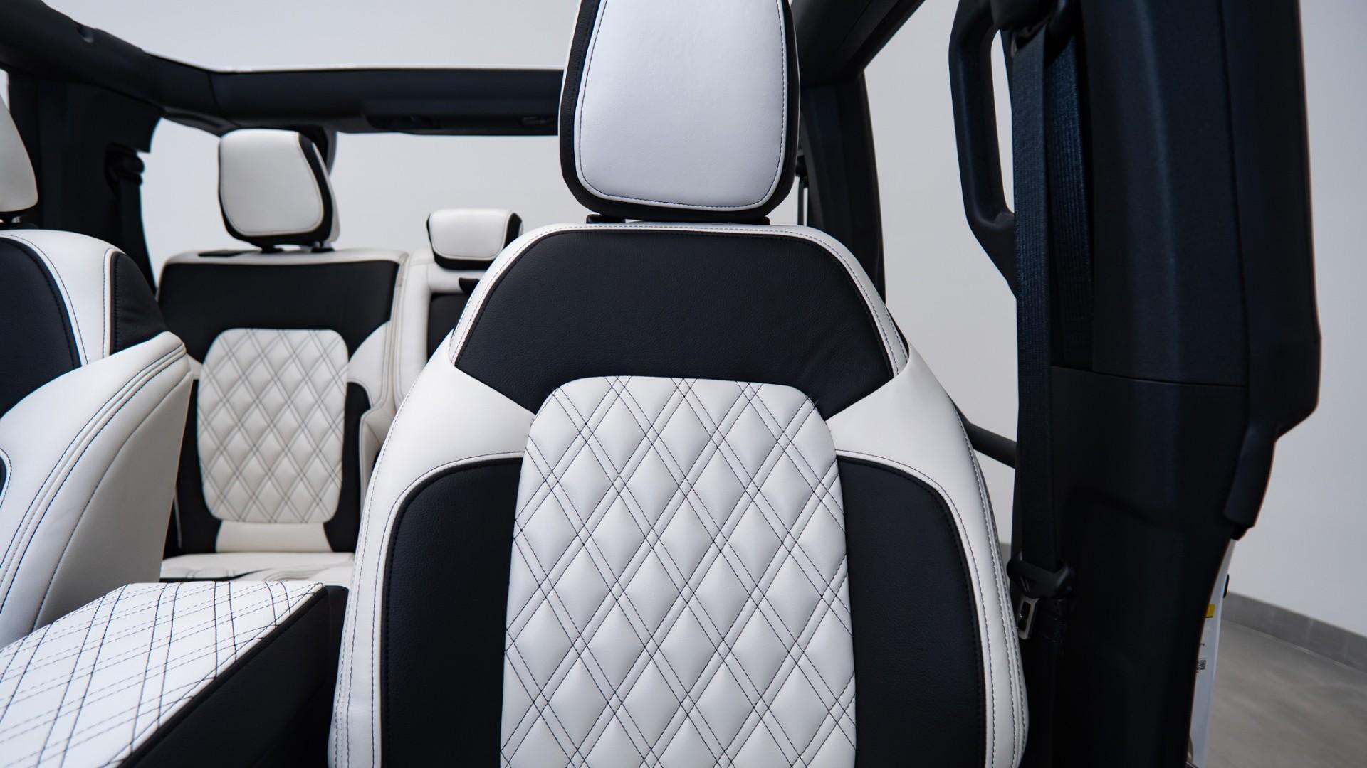 2026 FORD BRONCO in White, photo 22 of 57