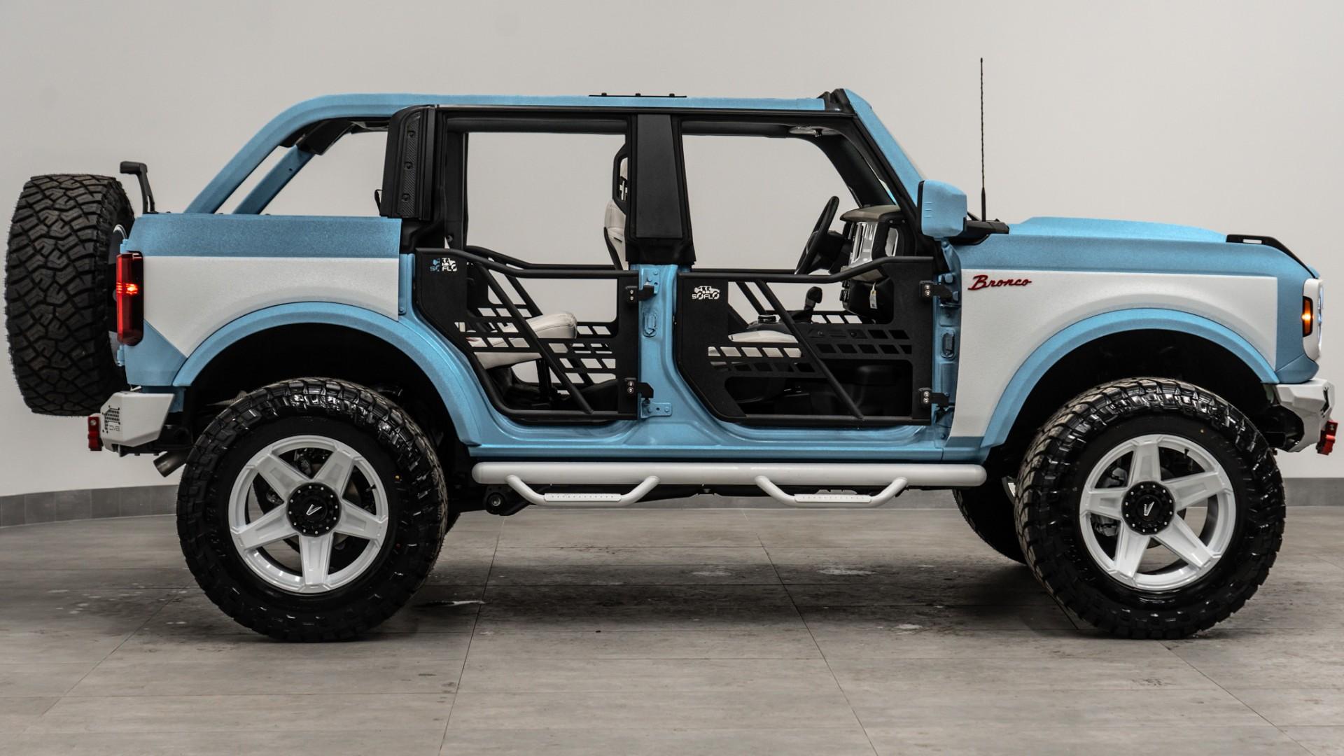 2026 FORD BRONCO in Baby Blue, photo 27 of 53