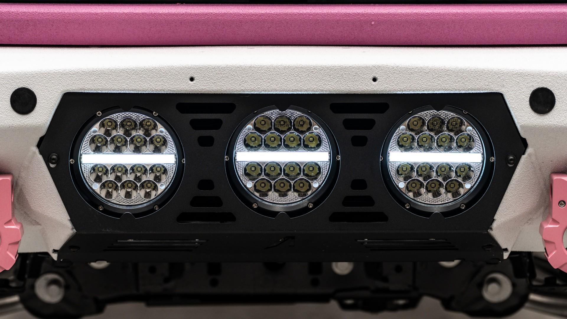 2026 FORD BRONCO in Pink, photo 21 of 25