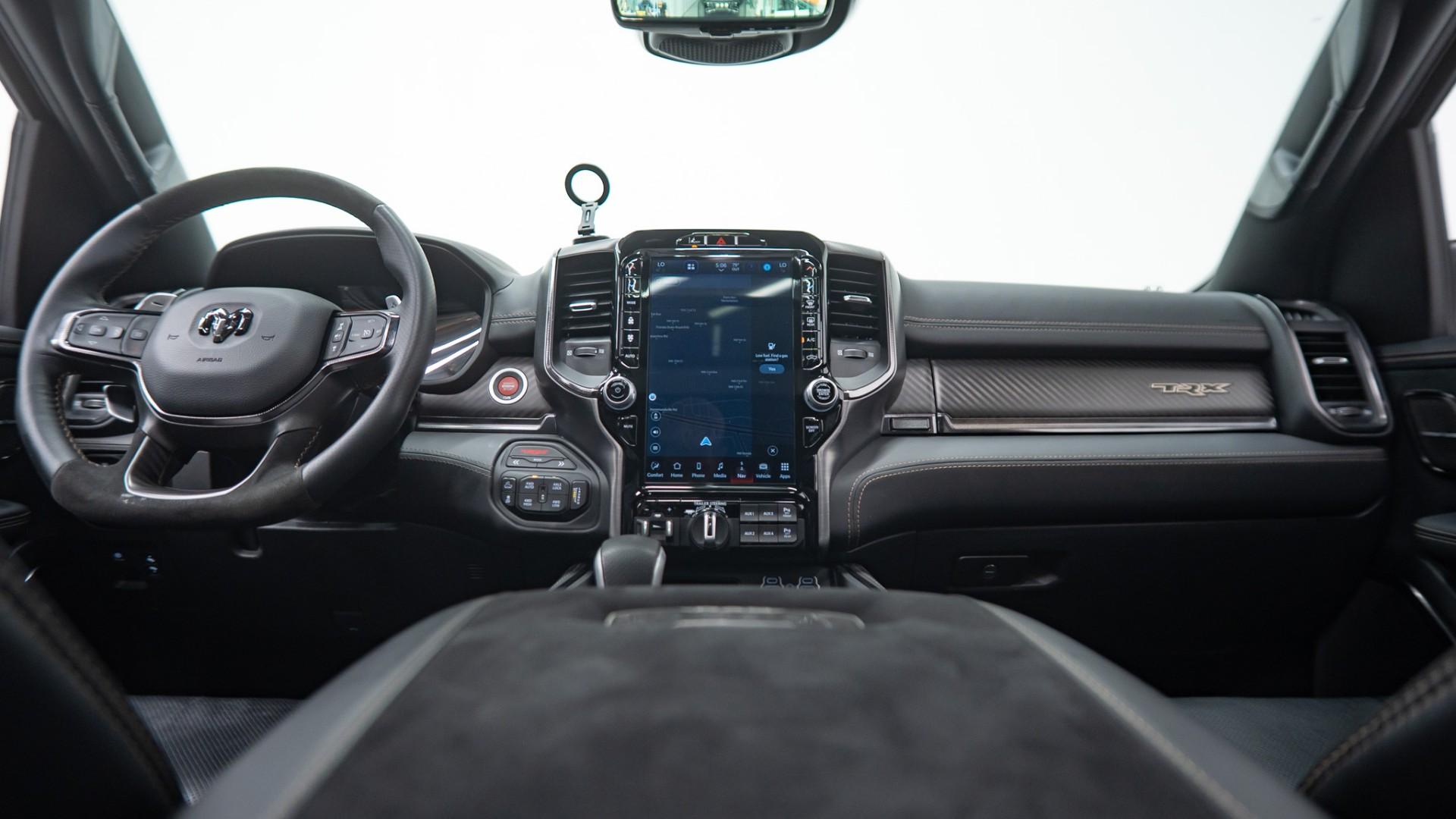 2022 RAM TRX in BRIGHT WHITE CLEARCOAT, photo 20 of 44