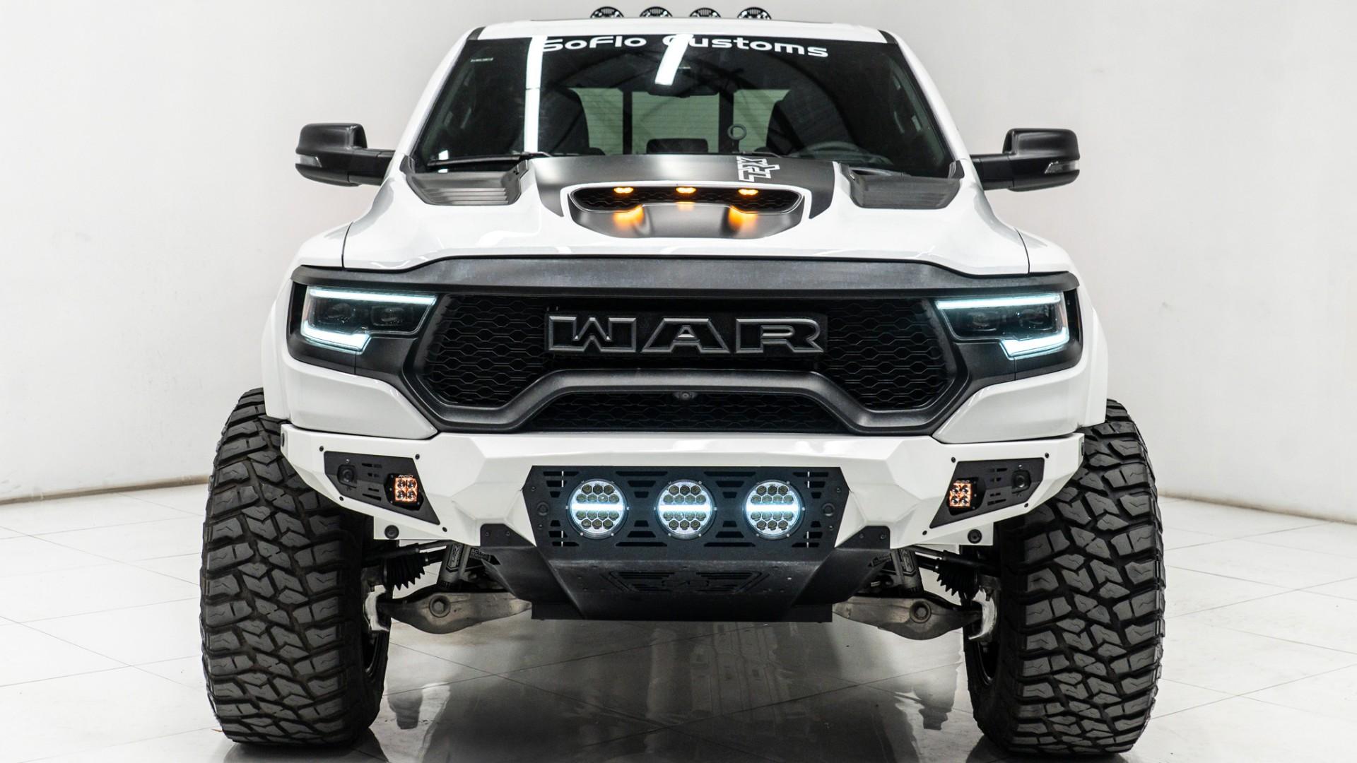 2022 RAM TRX in BRIGHT WHITE CLEARCOAT, photo 14 of 44