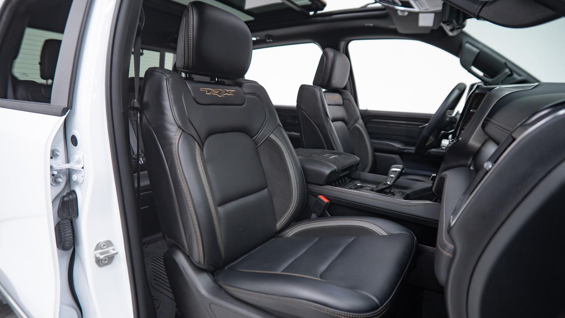 2022 RAM TRX in BRIGHT WHITE CLEARCOAT, photo 32 of 44