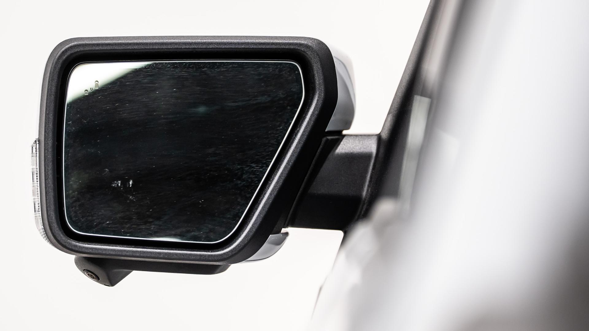 2025 FORD F-150 in White, photo 15 of 46