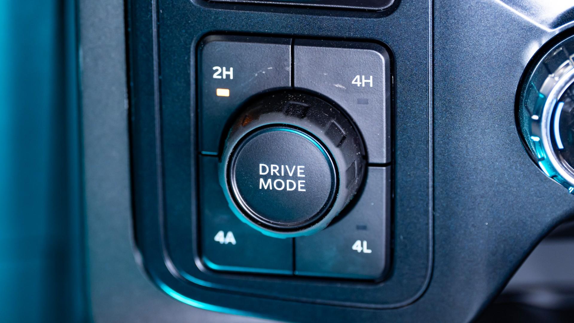 2025 FORD F-150 in White, photo 39 of 46