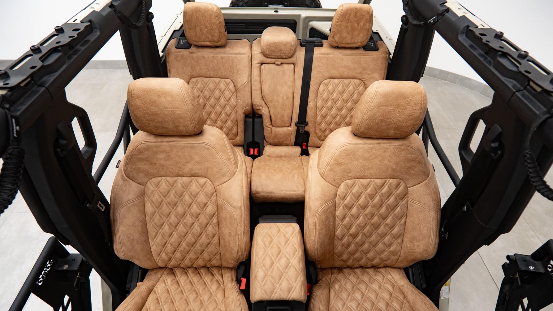 2025 FORD BRONCO in Desert Sand, photo 3 of 57