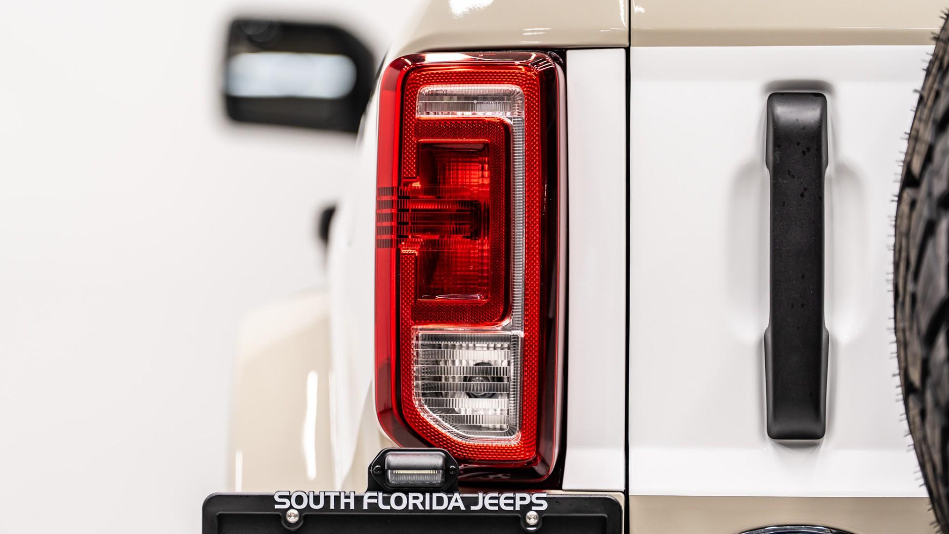 2025 FORD BRONCO in Desert Sand, photo 54 of 57