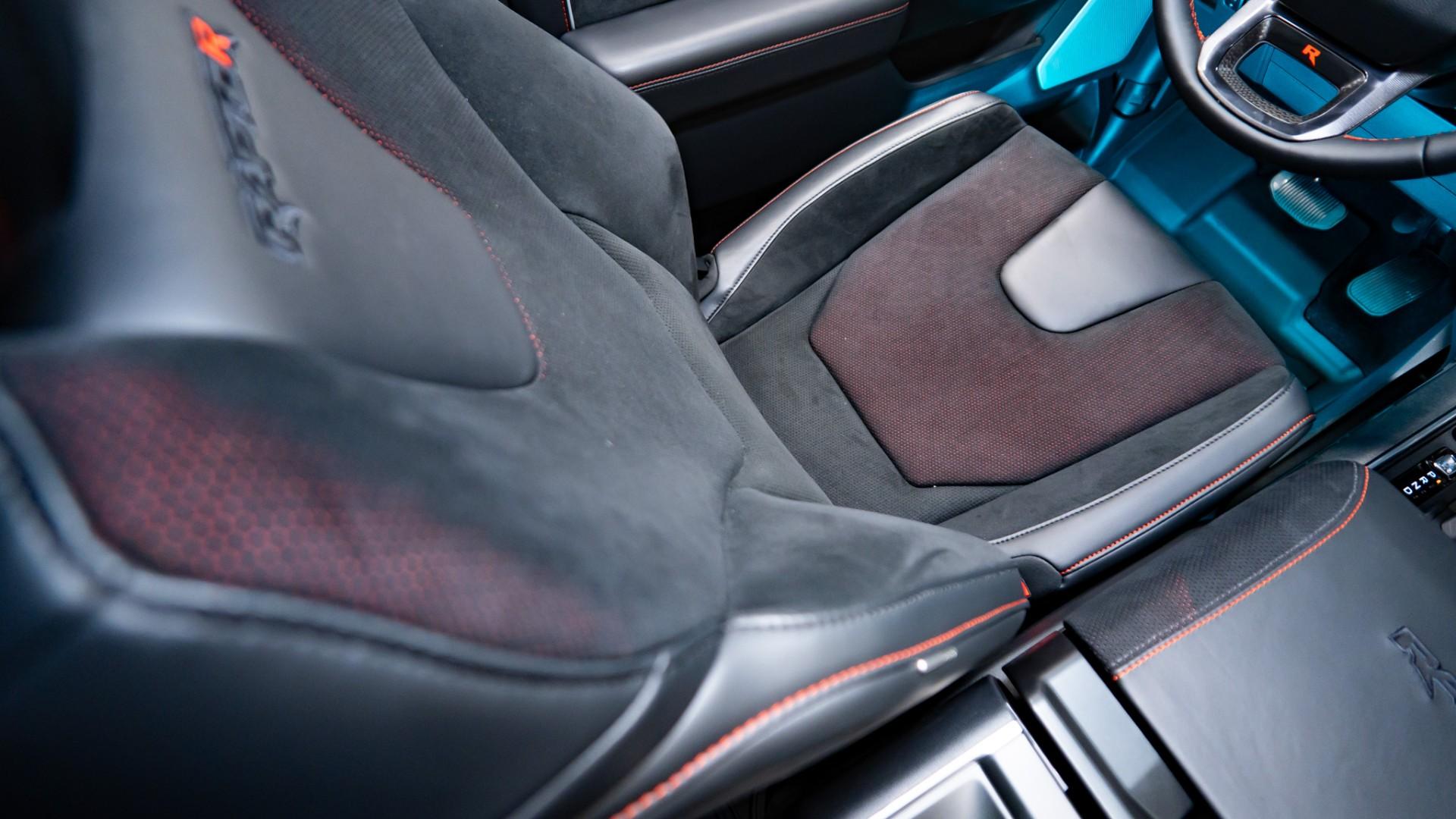 2025 FORD F-150 RAPTOR R in Black, photo 37 of 53