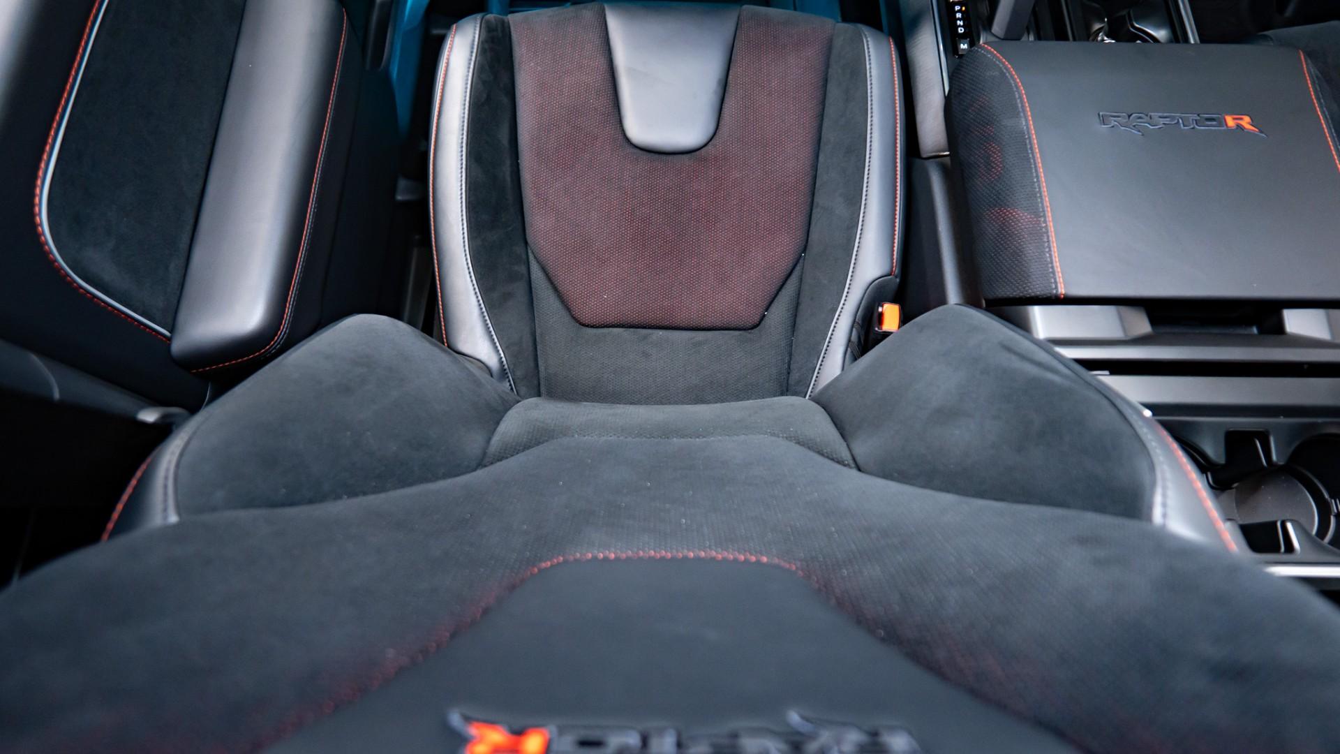 2025 FORD F-150 RAPTOR R in Black, photo 38 of 53
