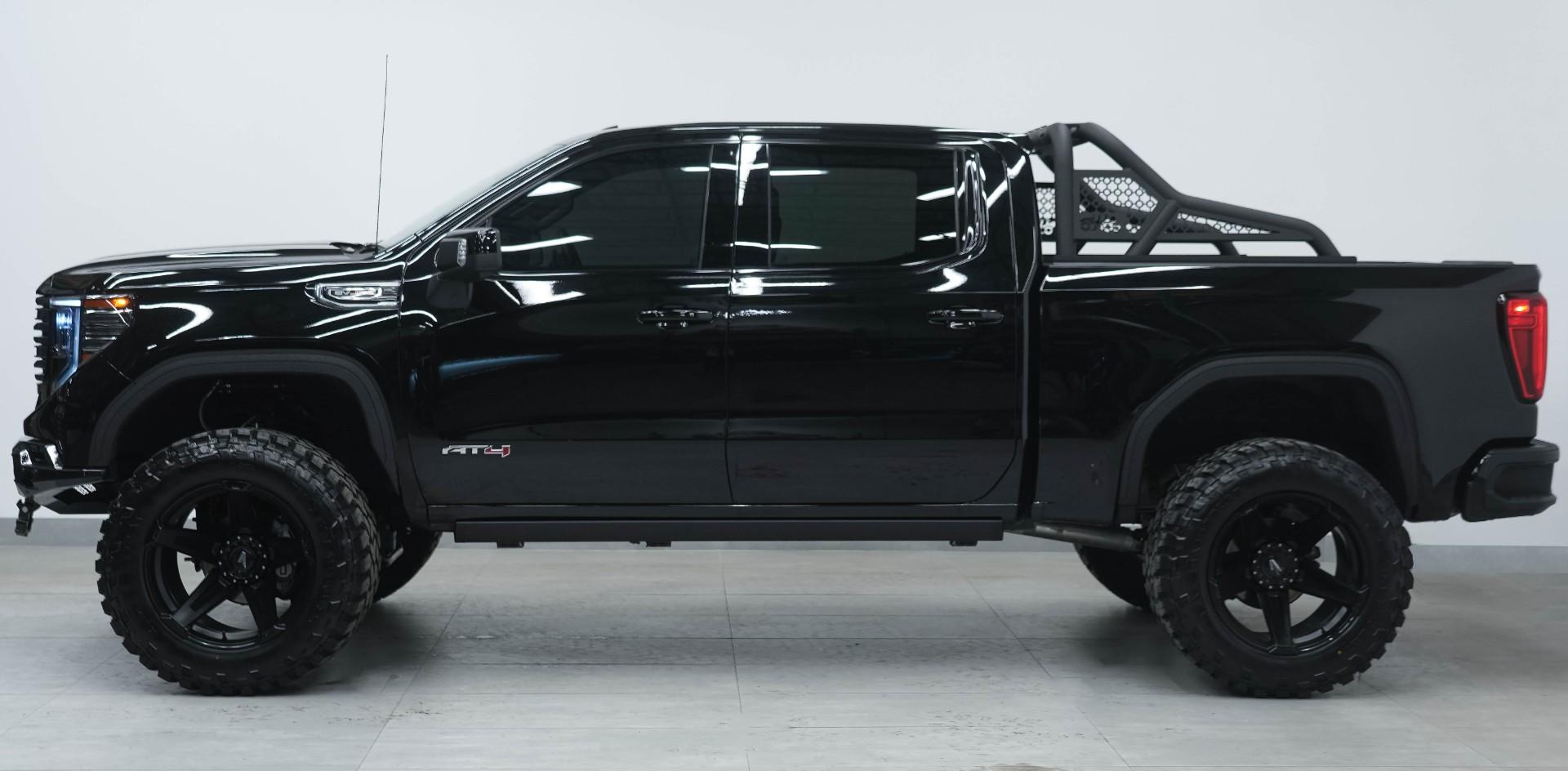 2025 GMC SIERRA 1500 in Black, photo 13 of 50