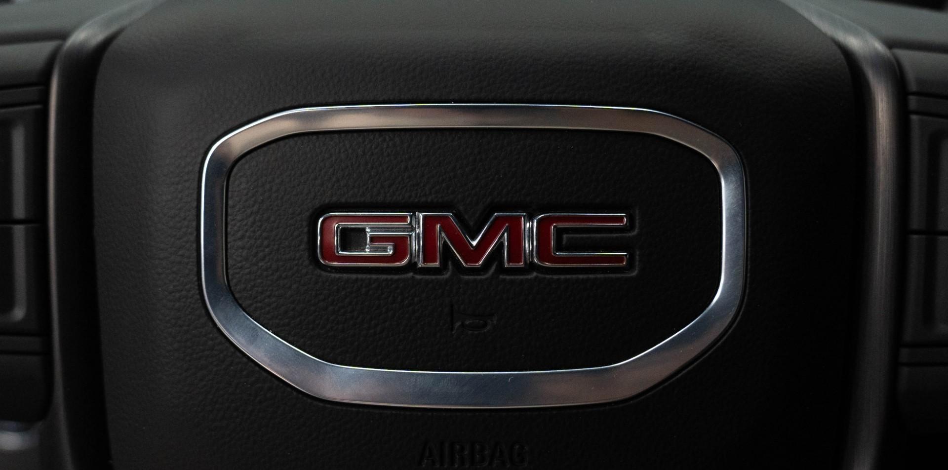 2025 GMC SIERRA 1500 in Black, photo 47 of 50