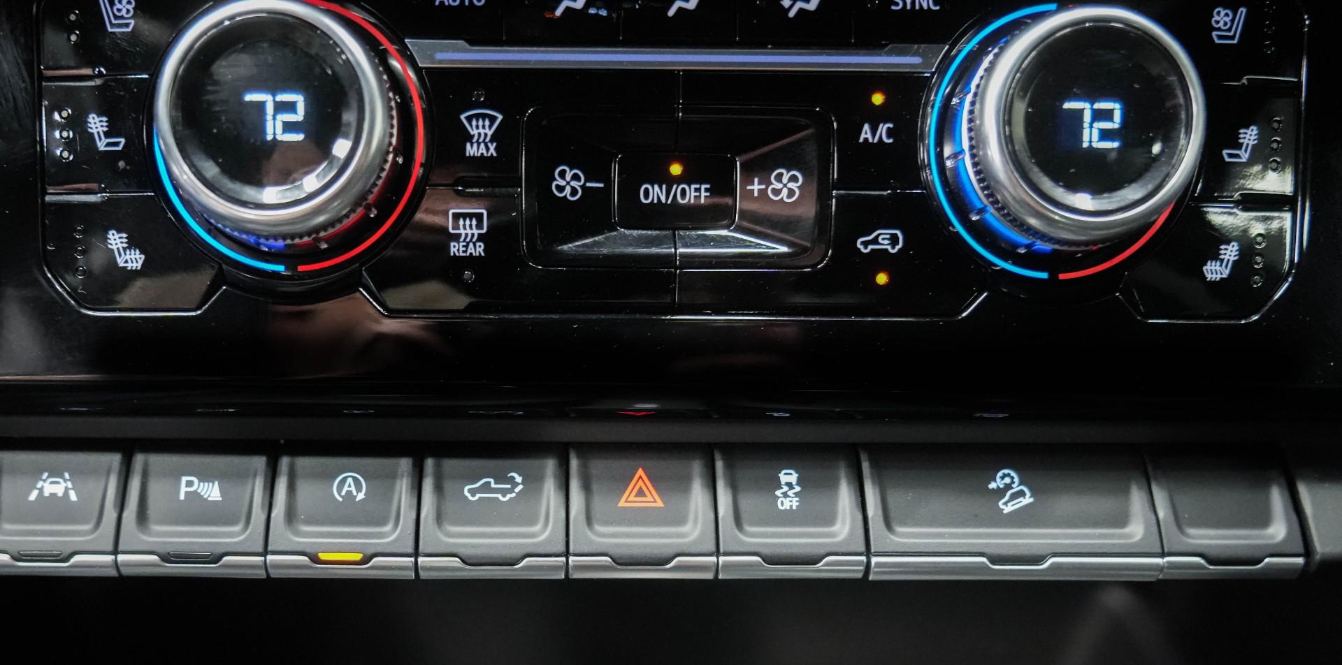 2025 GMC SIERRA 1500 in Black, photo 42 of 50
