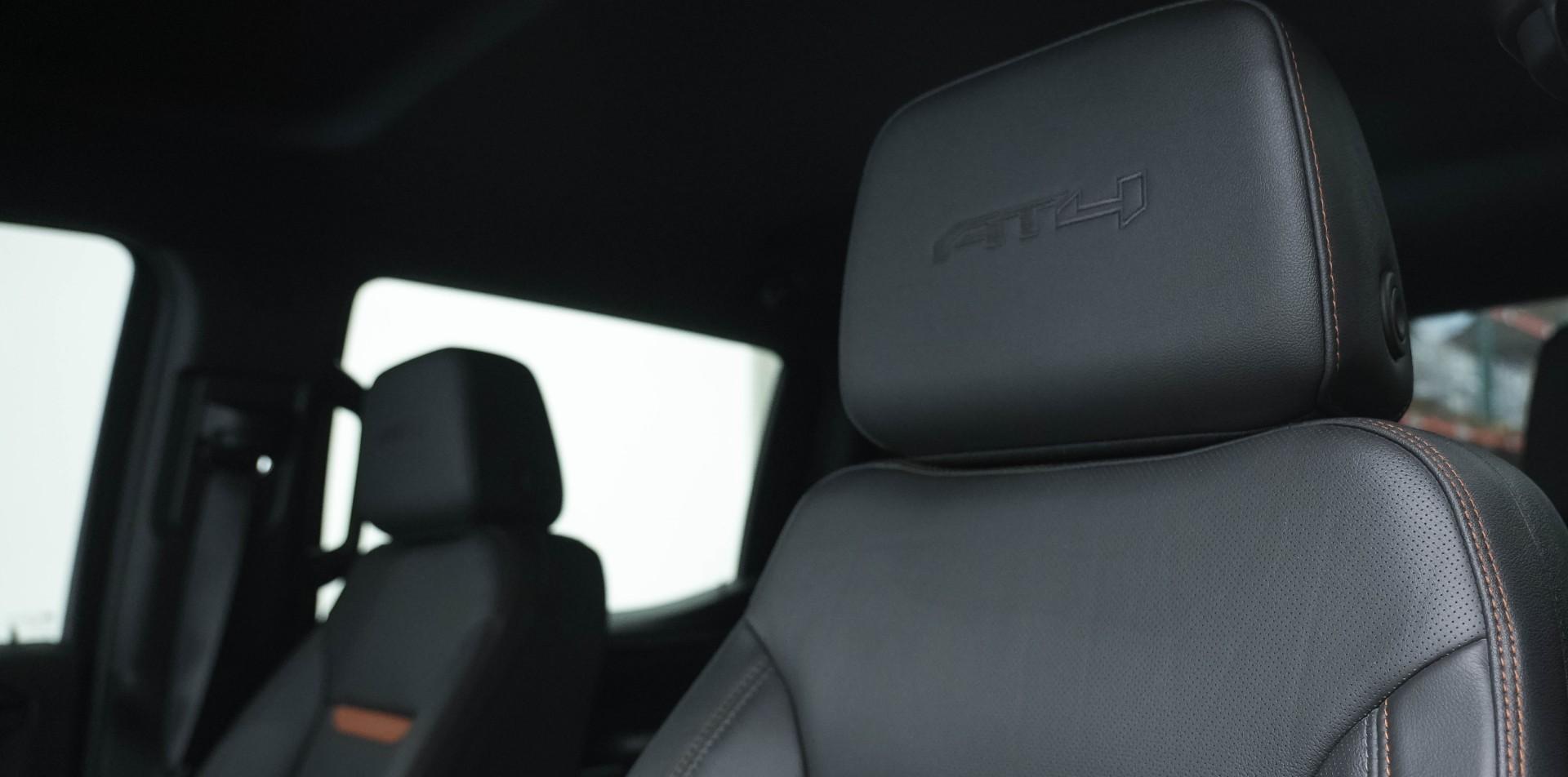 2025 GMC SIERRA 1500 in Black, photo 26 of 50
