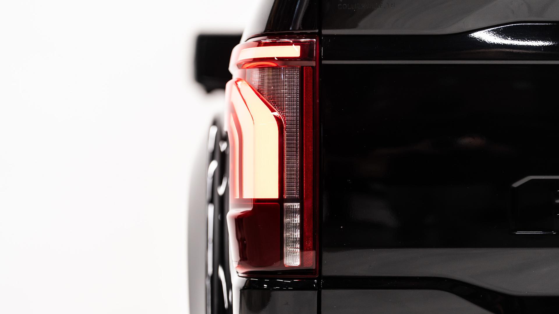 2024 FORD F-150 LARIAT in Black, photo 12 of 45