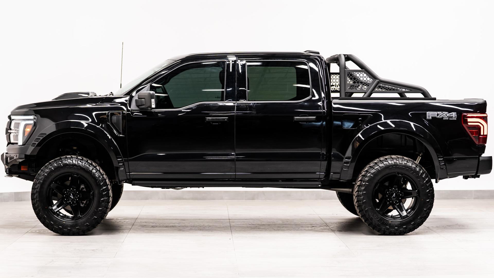 2024 FORD F-150 LARIAT in Black, photo 11 of 45