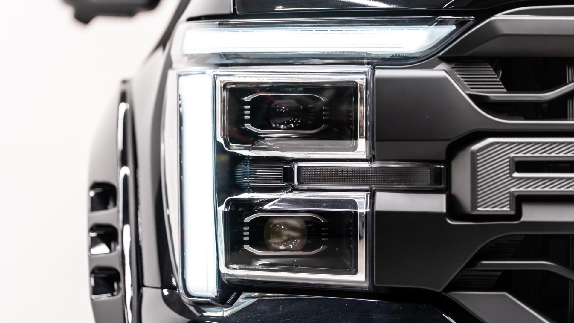 2024 FORD F-150 LARIAT in Black, photo 23 of 45