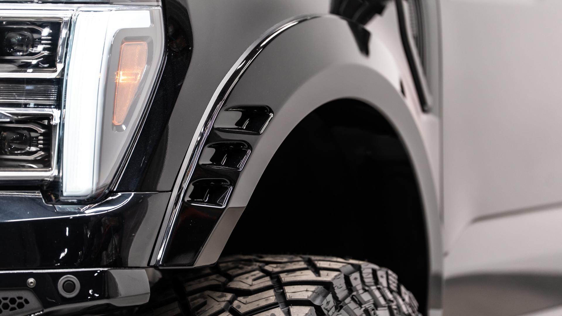 2024 FORD F-150 LARIAT in Black, photo 26 of 45