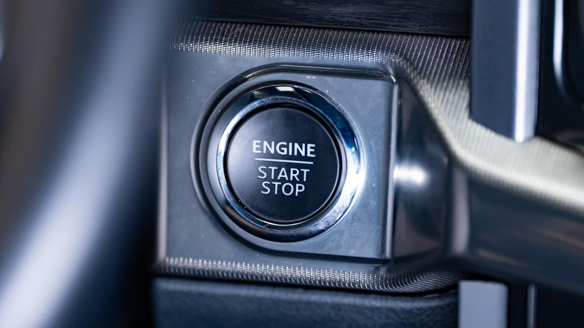 2024 FORD F-150 LARIAT in Black, photo 37 of 45