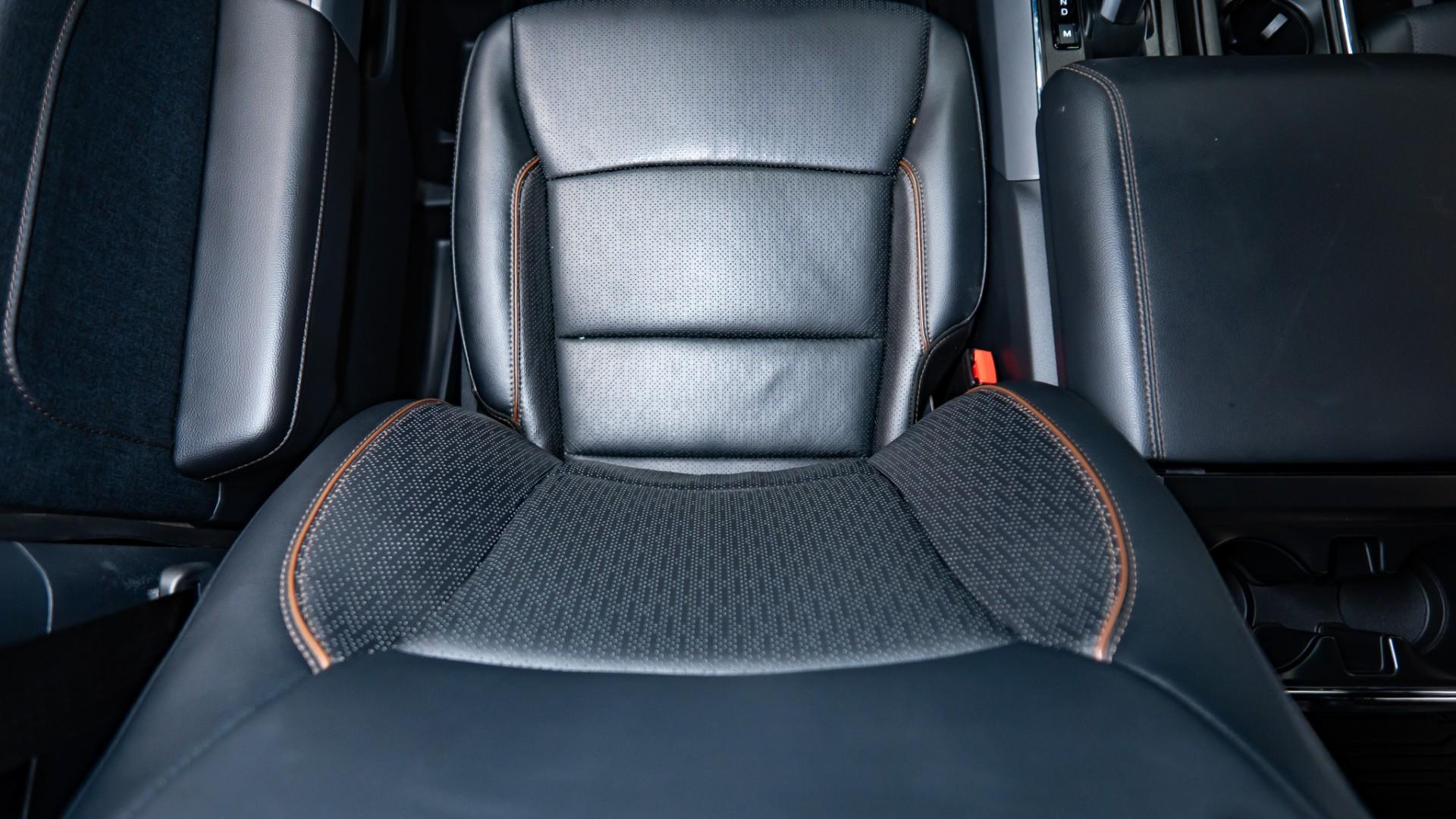 2024 FORD F-150 LARIAT in Tan, photo 13 of 33