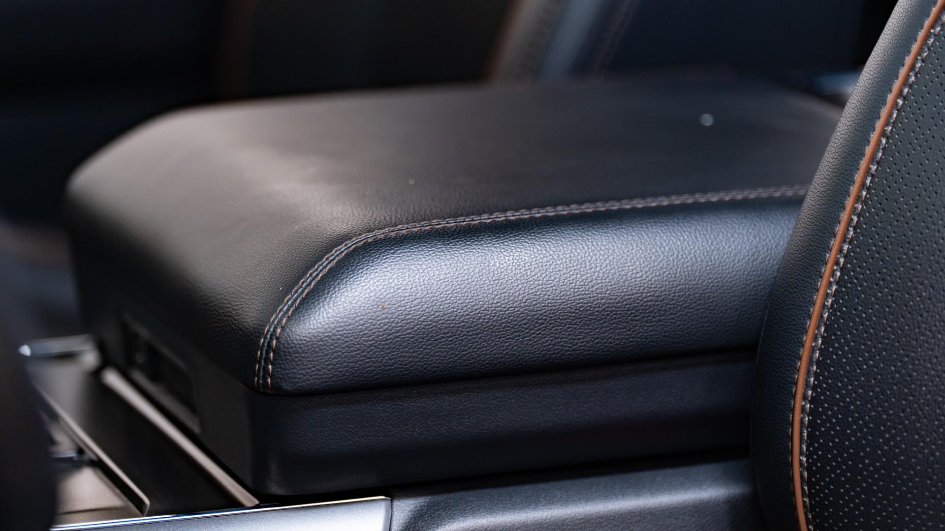 2024 FORD F-150 LARIAT in Tan, photo 18 of 33