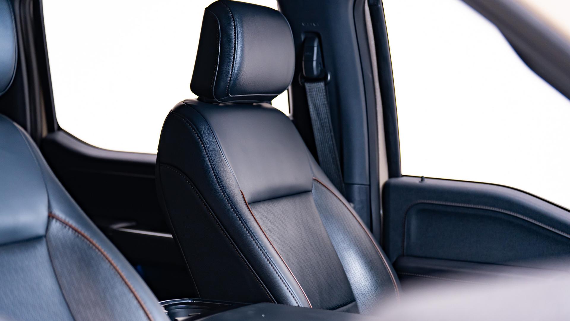 2024 FORD F-150 LARIAT in Tan, photo 27 of 33