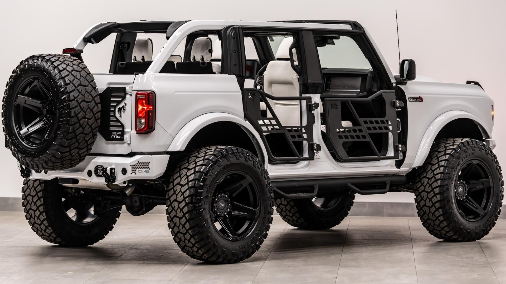 2025 FORD BRONCO in White, photo 13 of 47