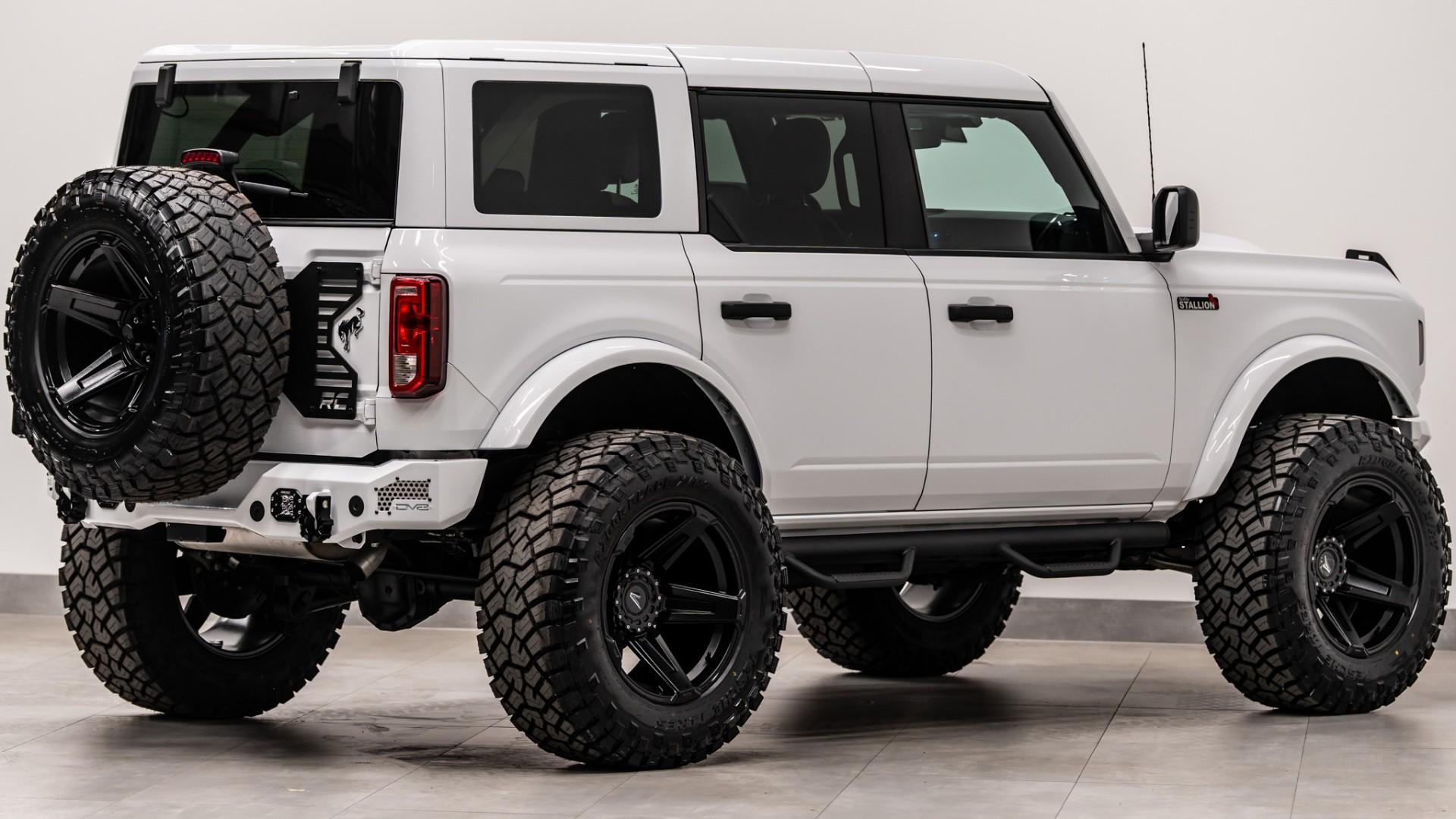 2025 FORD BRONCO in White, photo 7 of 47