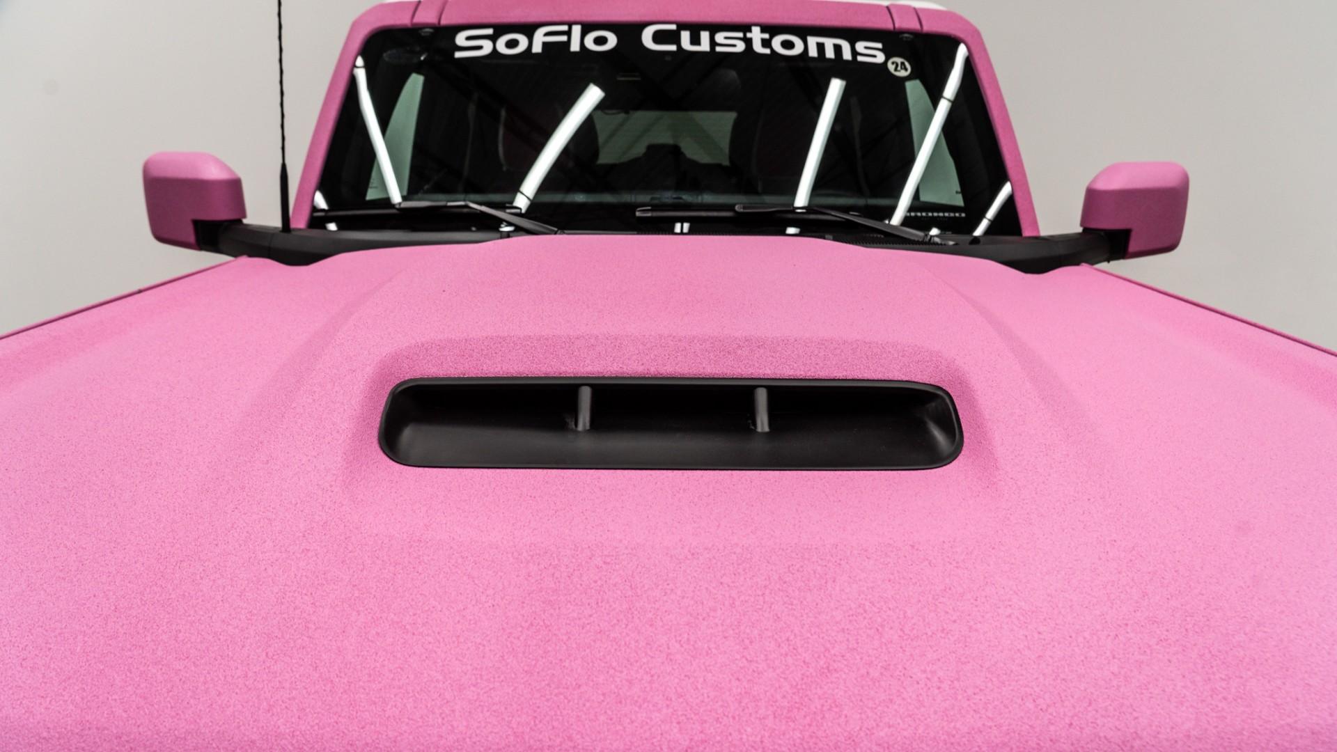 2025 FORD BRONCO in Pink, photo 16 of 22