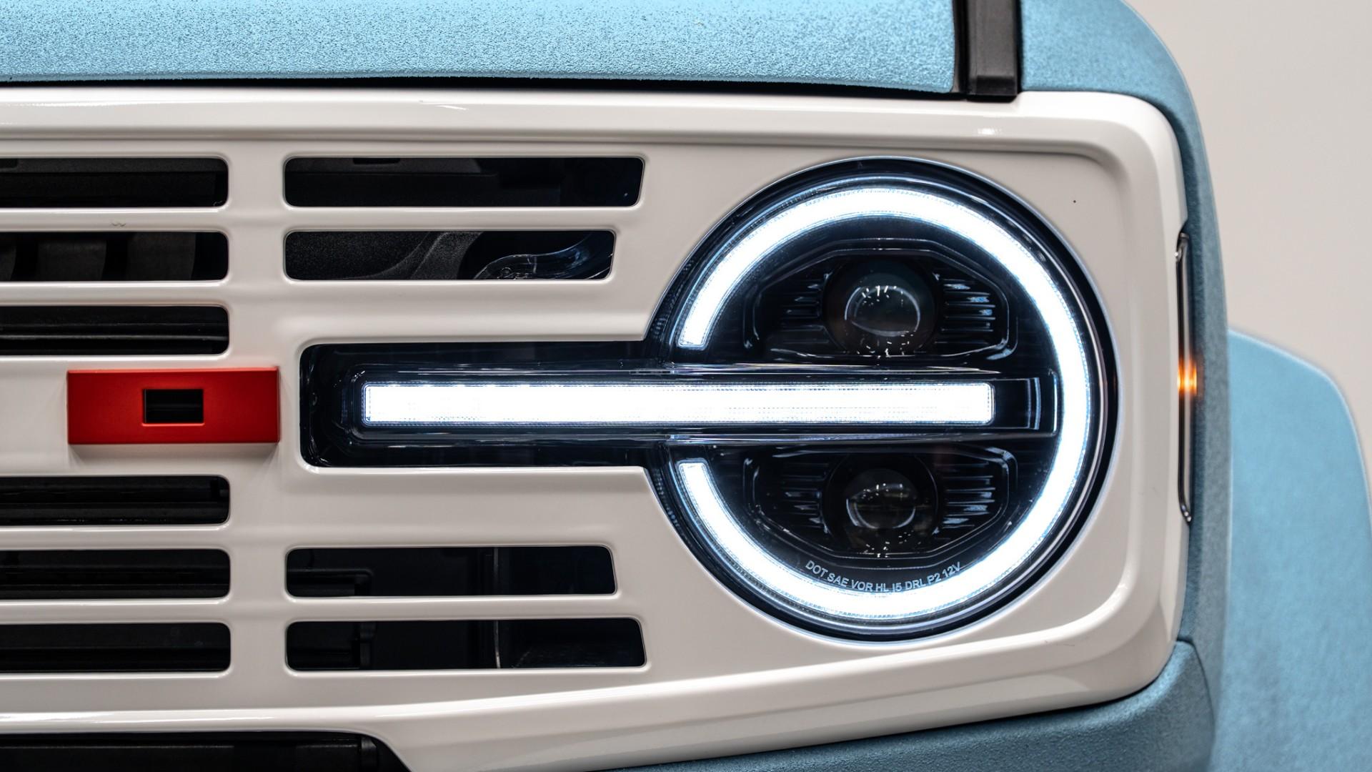 2025 FORD BRONCO in Baby Blue, photo 24 of 54