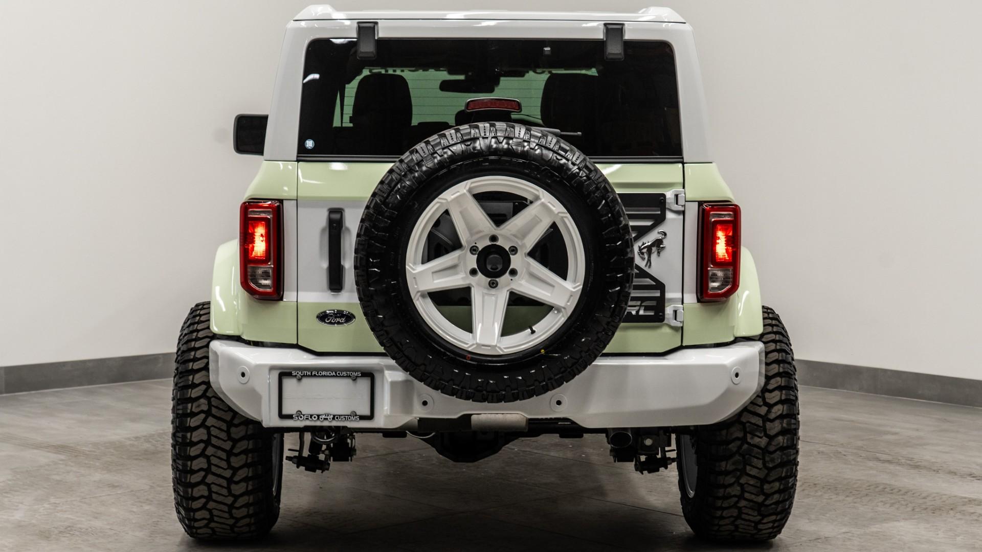 2025 FORD BRONCO in Green, photo 9 of 48