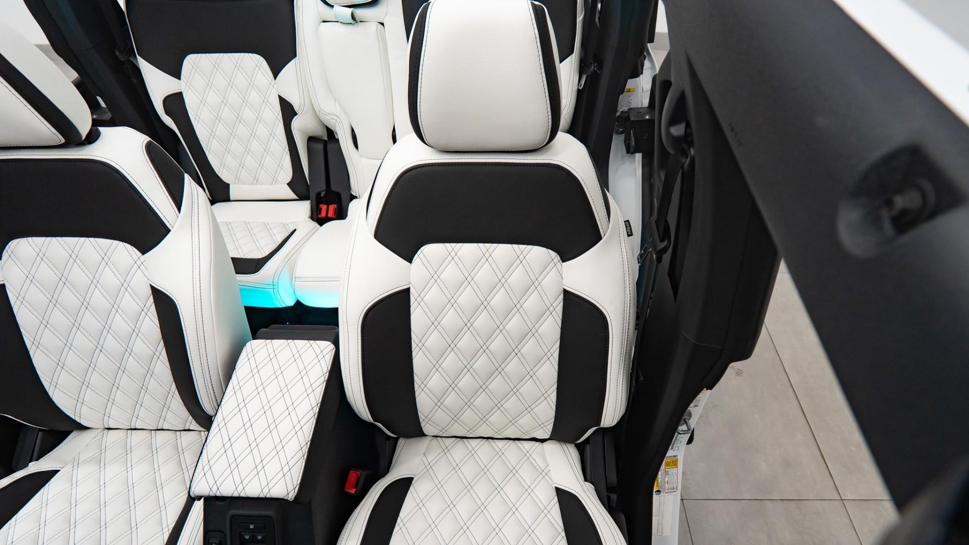 2025 FORD BRONCO in White, photo 28 of 48