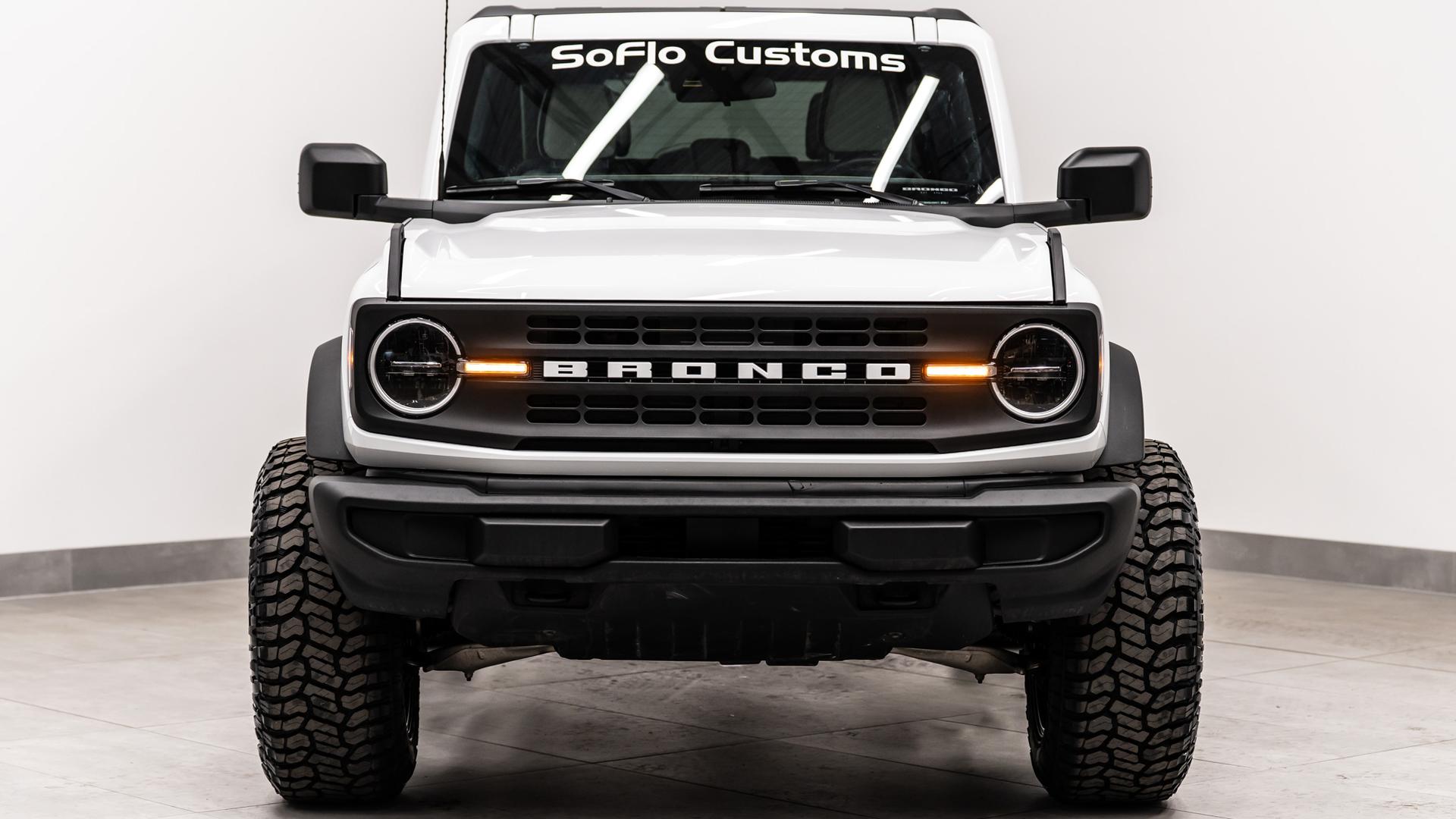 2025 FORD BRONCO in White, photo 4 of 48