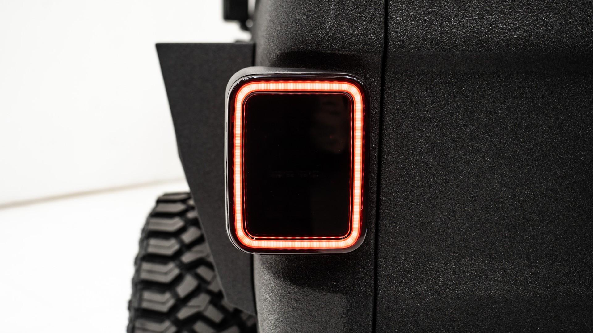 2025 JEEP GLADIATOR in Black, photo 14 of 48