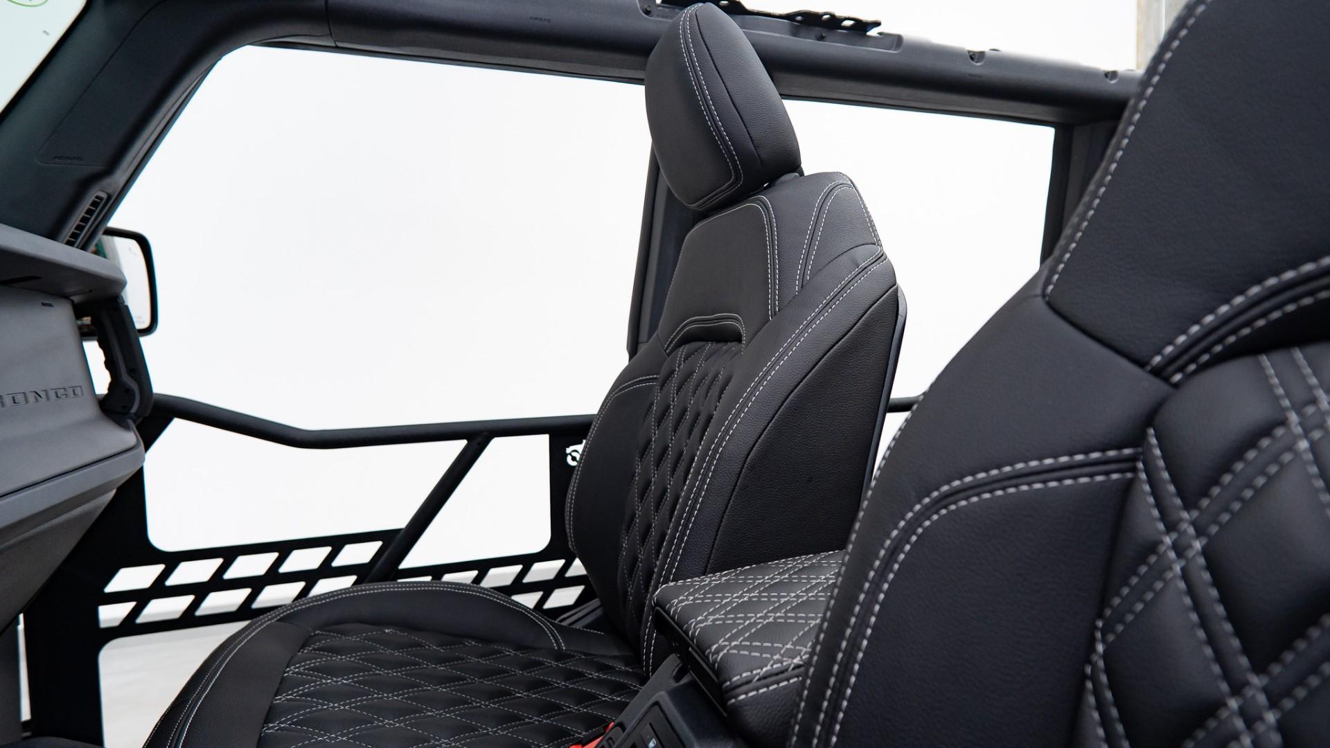 2024 FORD BRONCO in Blue, photo 35 of 44