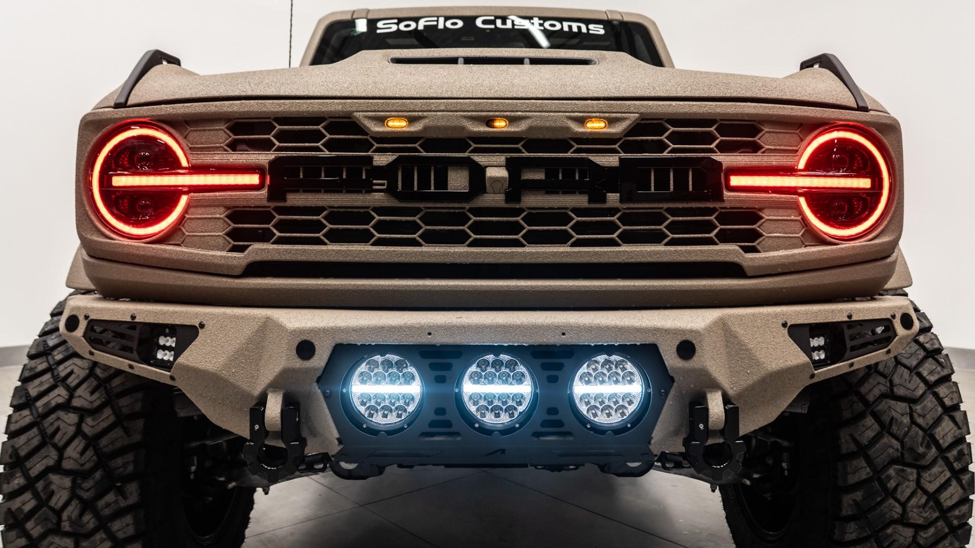 2025 FORD BRONCO in Tan, photo 24 of 60