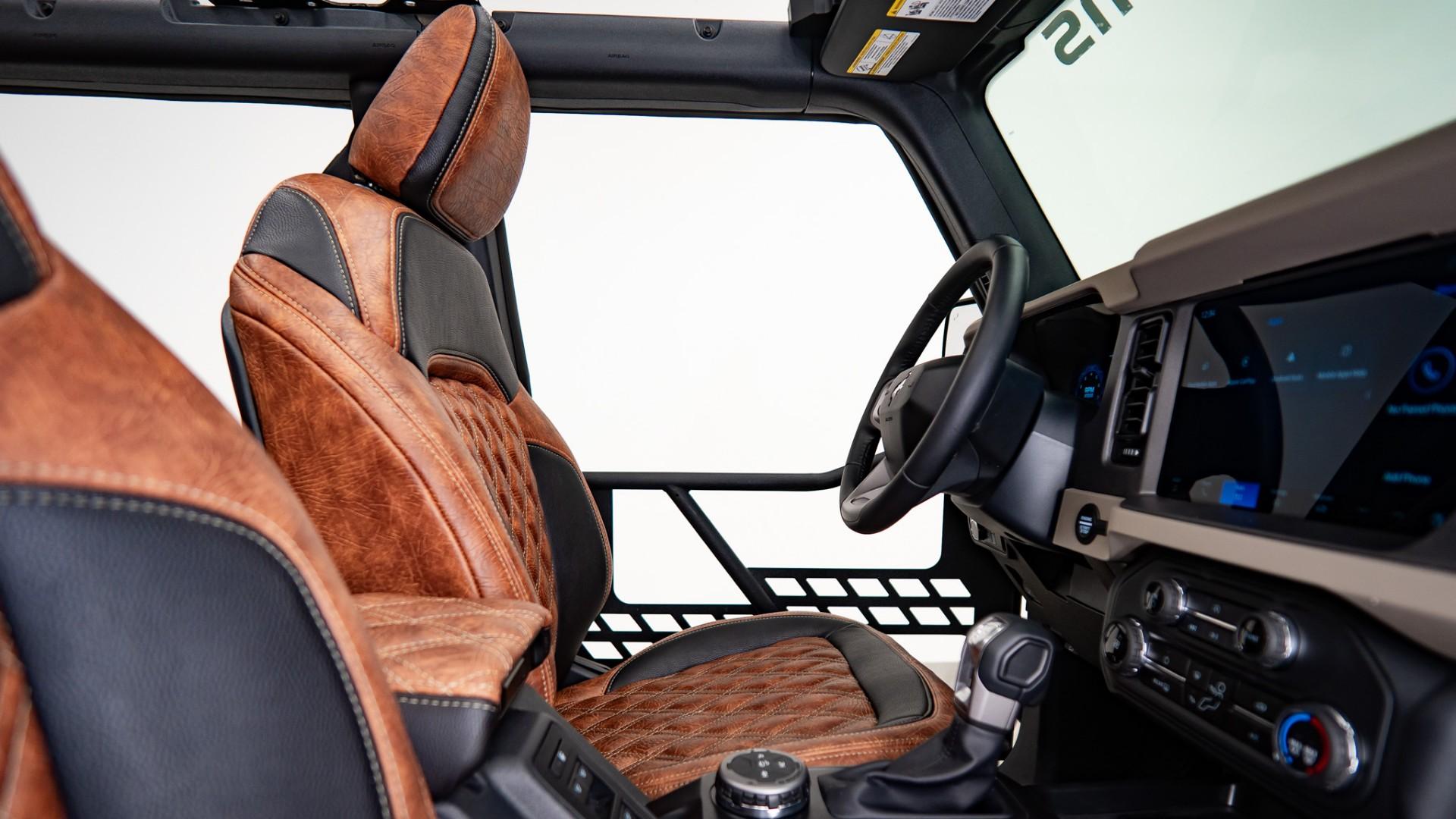 2025 FORD BRONCO in Tan, photo 48 of 60