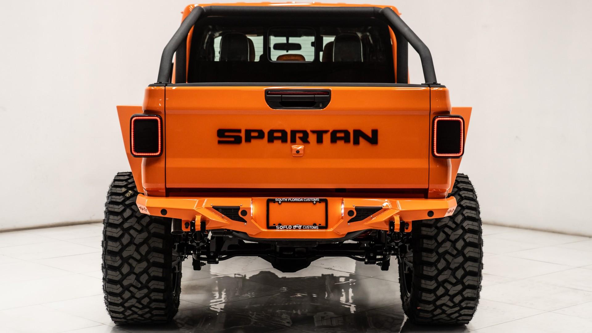 2025 JEEP GLADIATOR in Orange, photo 9 of 58