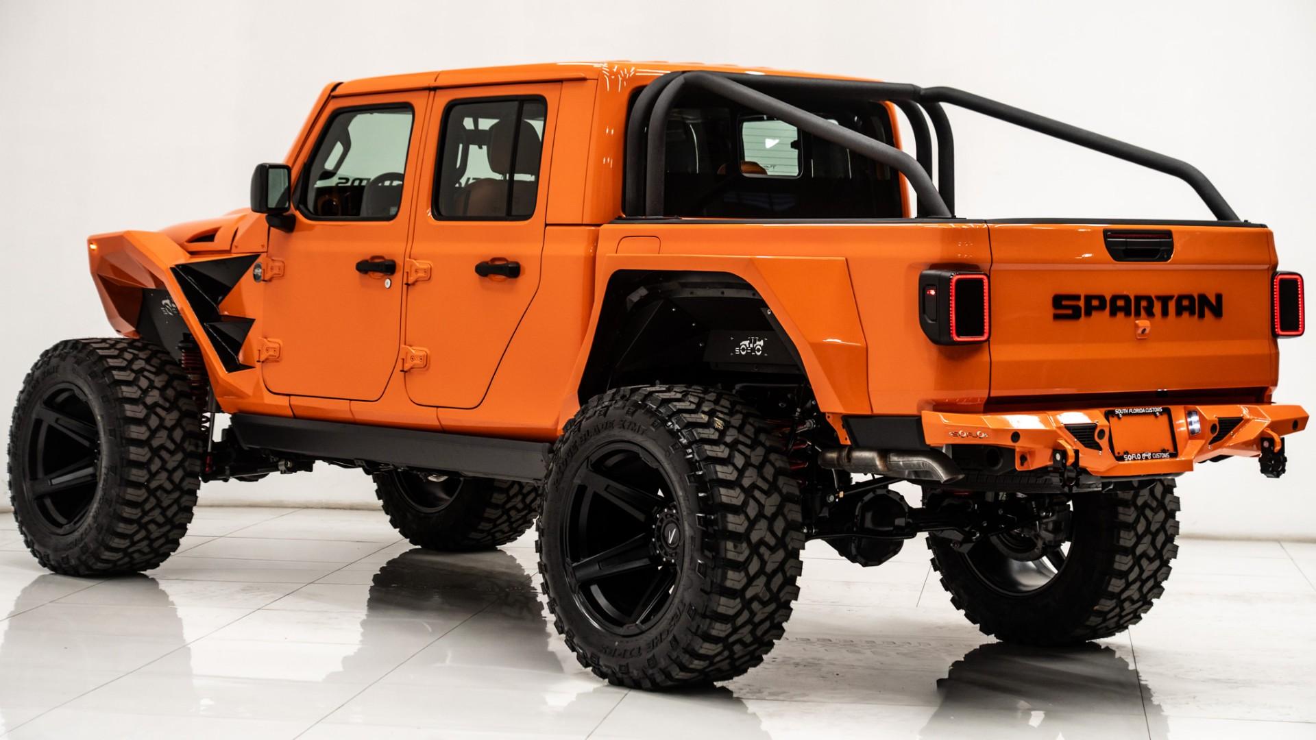 2025 JEEP GLADIATOR in Orange, photo 14 of 58