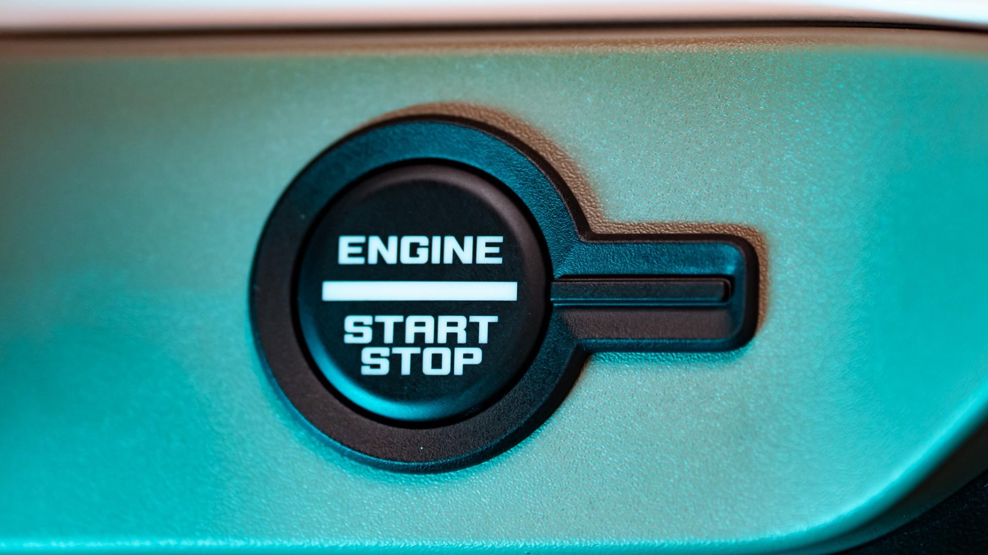 2025 FORD BRONCO in Baby Blue, photo 17 of 45