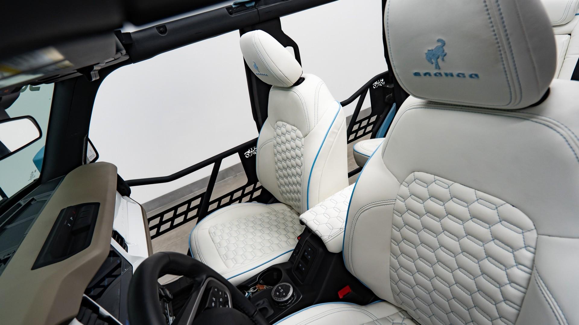 2025 FORD BRONCO in Baby Blue, photo 21 of 45