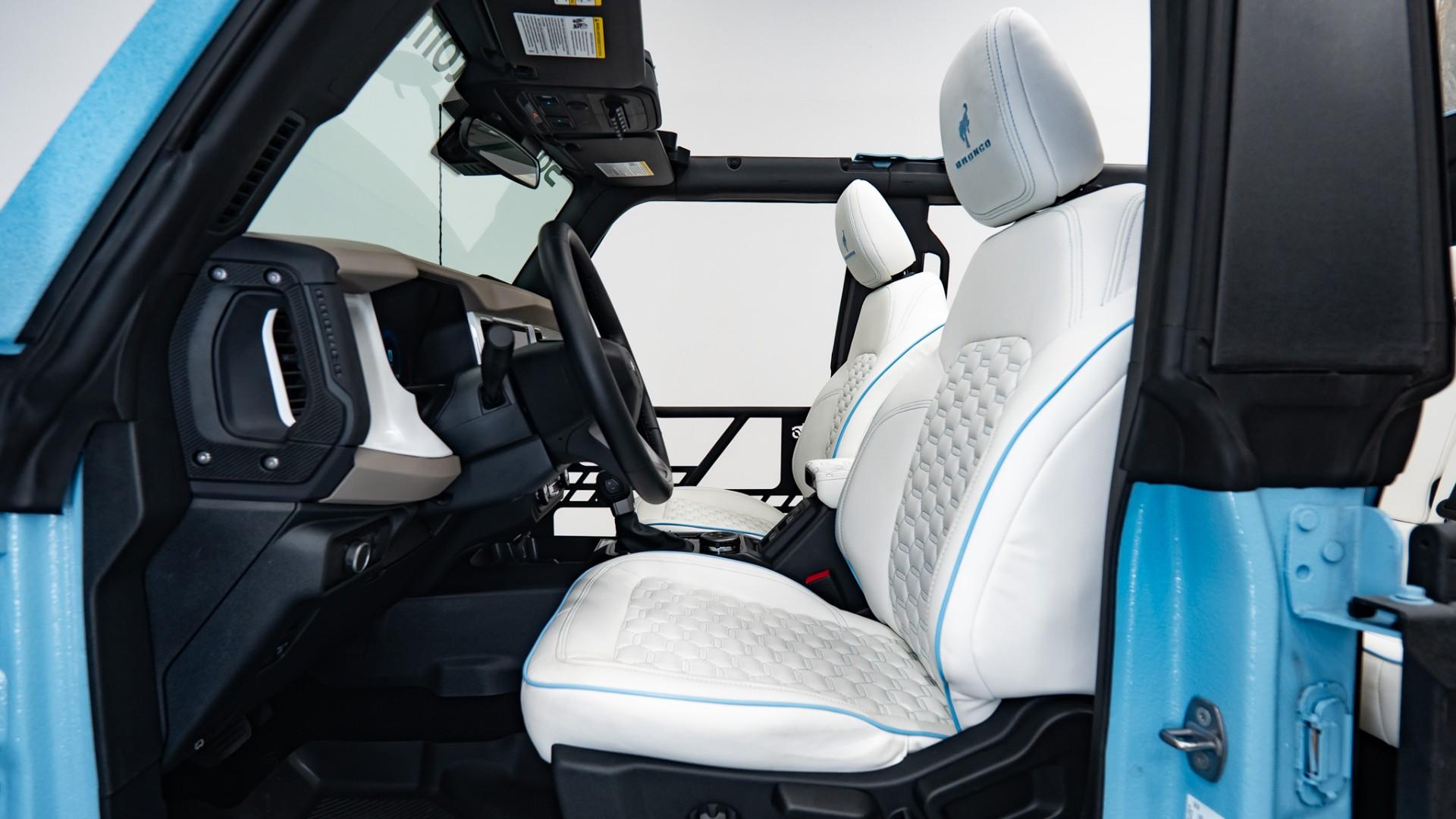 2025 FORD BRONCO in Baby Blue, photo 22 of 45