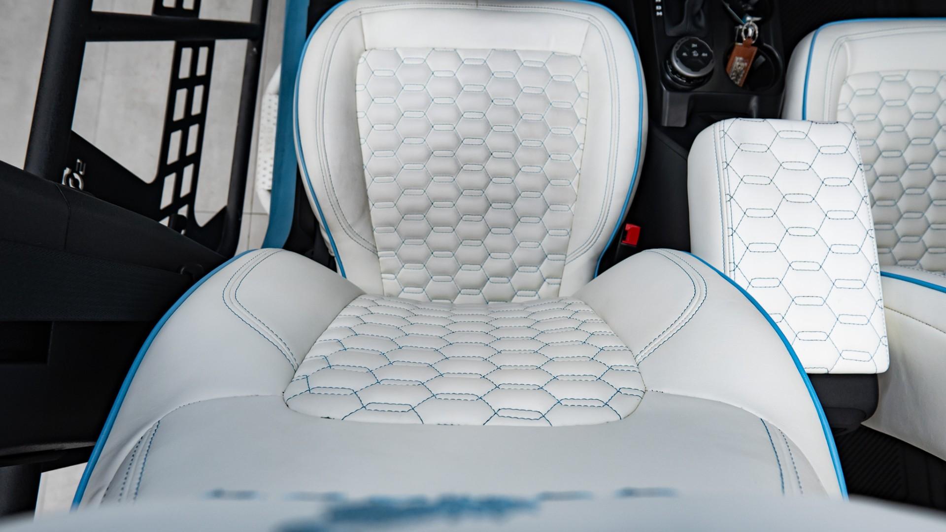 2025 FORD BRONCO in Baby Blue, photo 23 of 45