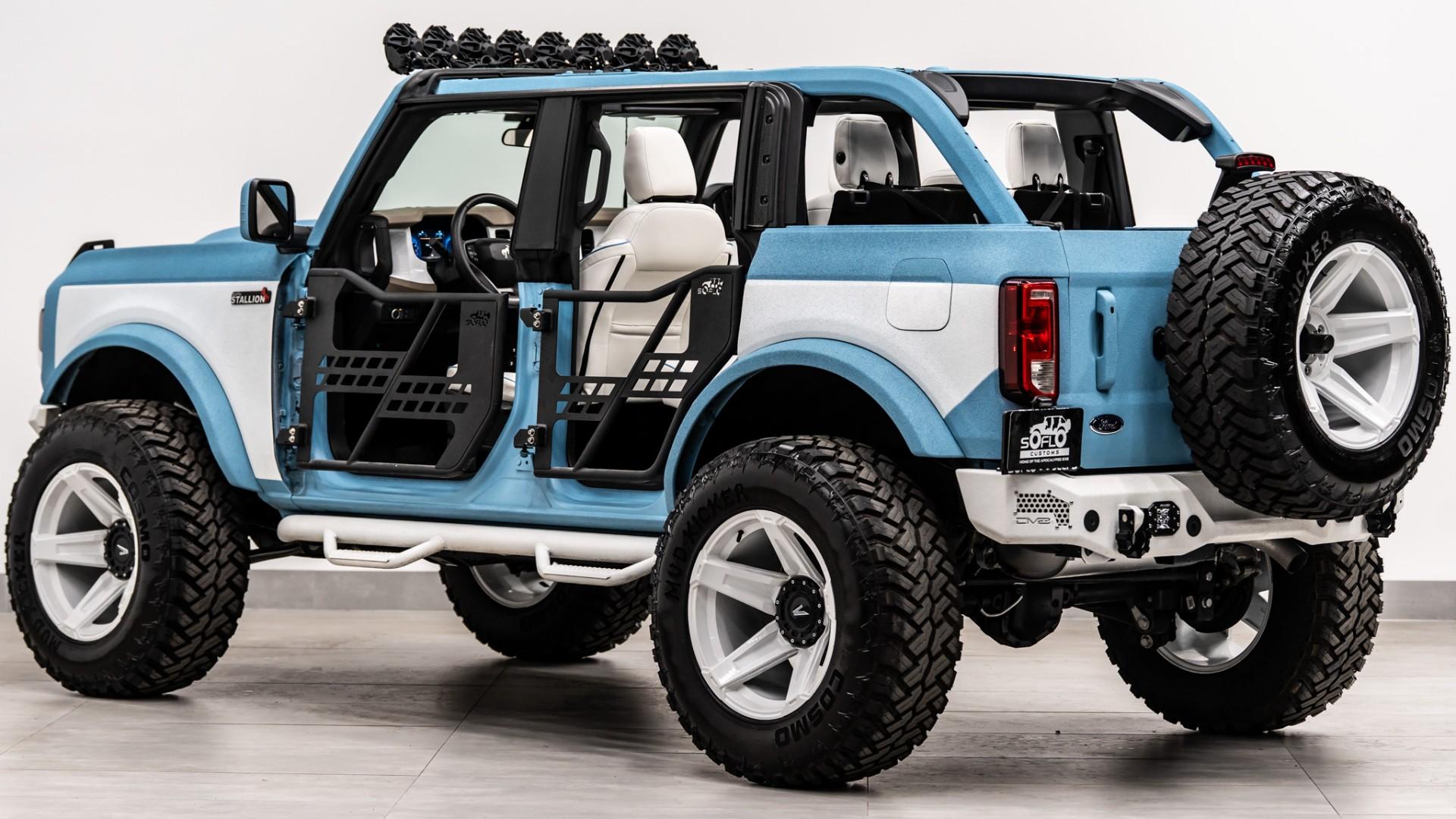 2025 FORD BRONCO in Baby Blue, photo 15 of 45