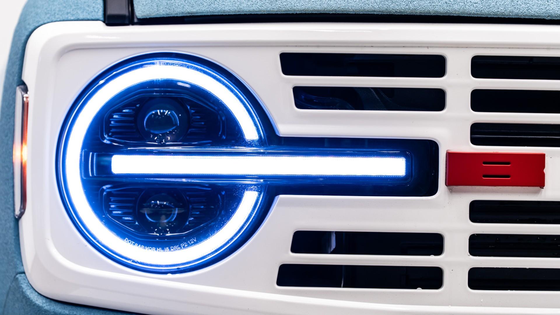 2025 FORD BRONCO in Baby Blue, photo 36 of 45