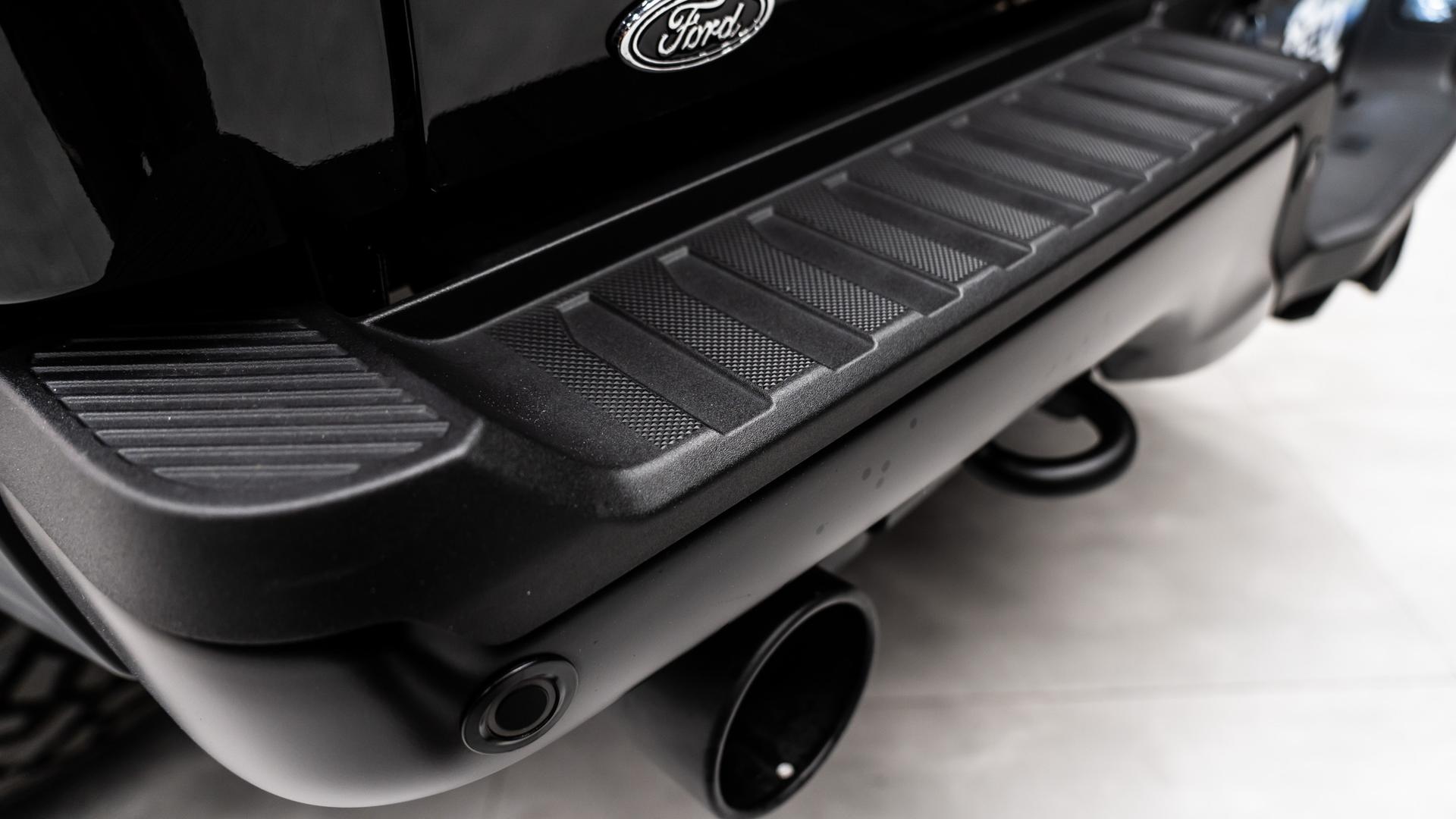 2025 FORD F-150 RAPTOR in Black, photo 22 of 60