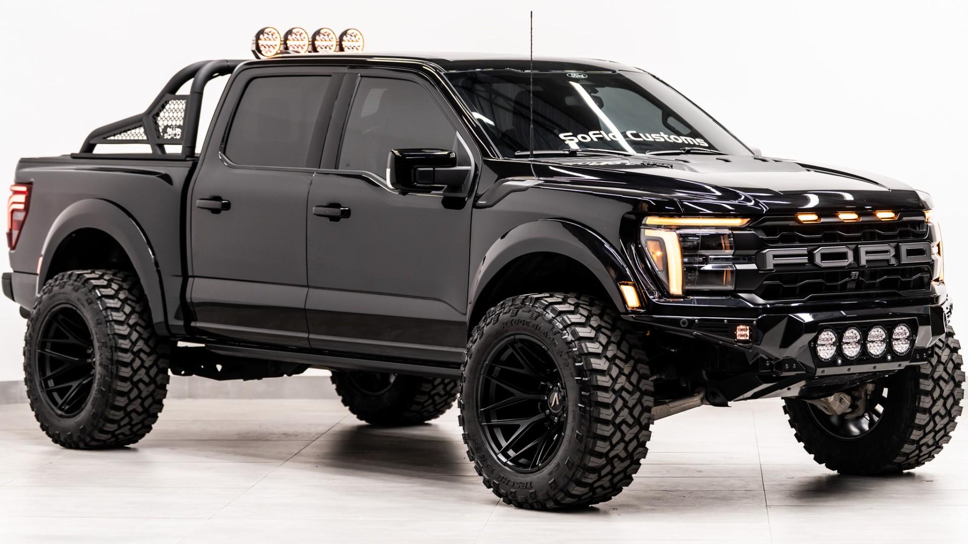 2025 FORD F-150 RAPTOR in Black, photo 7 of 60