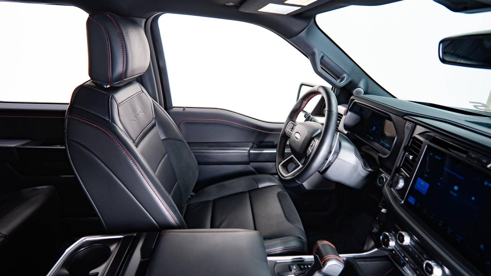 2025 FORD F-150 RAPTOR in Black, photo 40 of 60